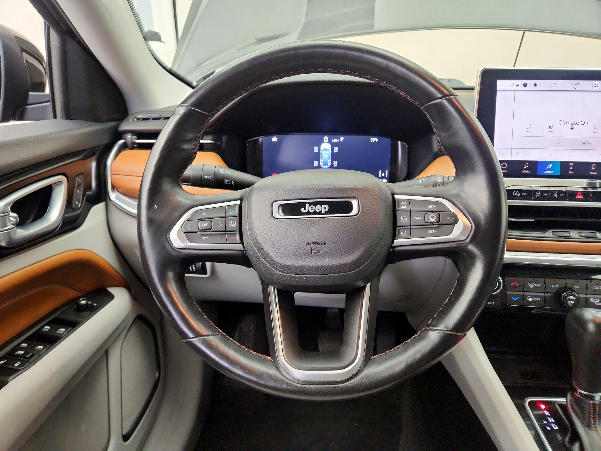 Thumbnail: 2022 Jeep Compass - 10