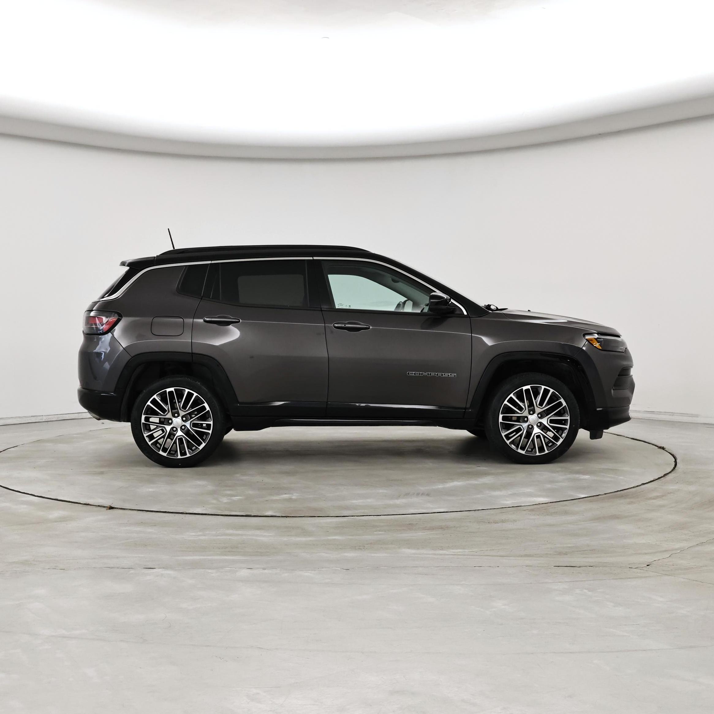 Thumbnail: 2022 Jeep Compass - 7