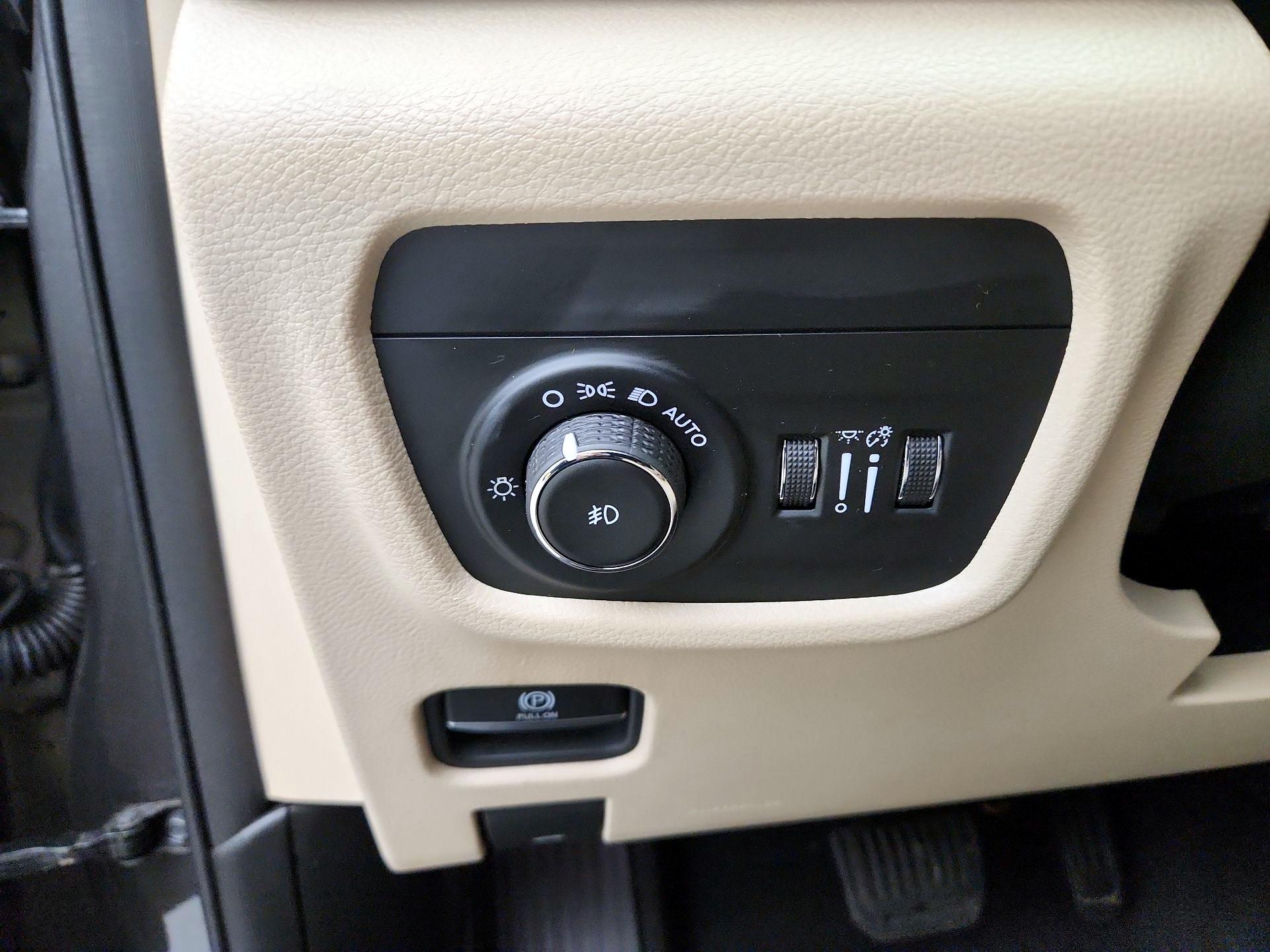 Thumbnail: 2022 Jeep Grand Cherokee L - 13