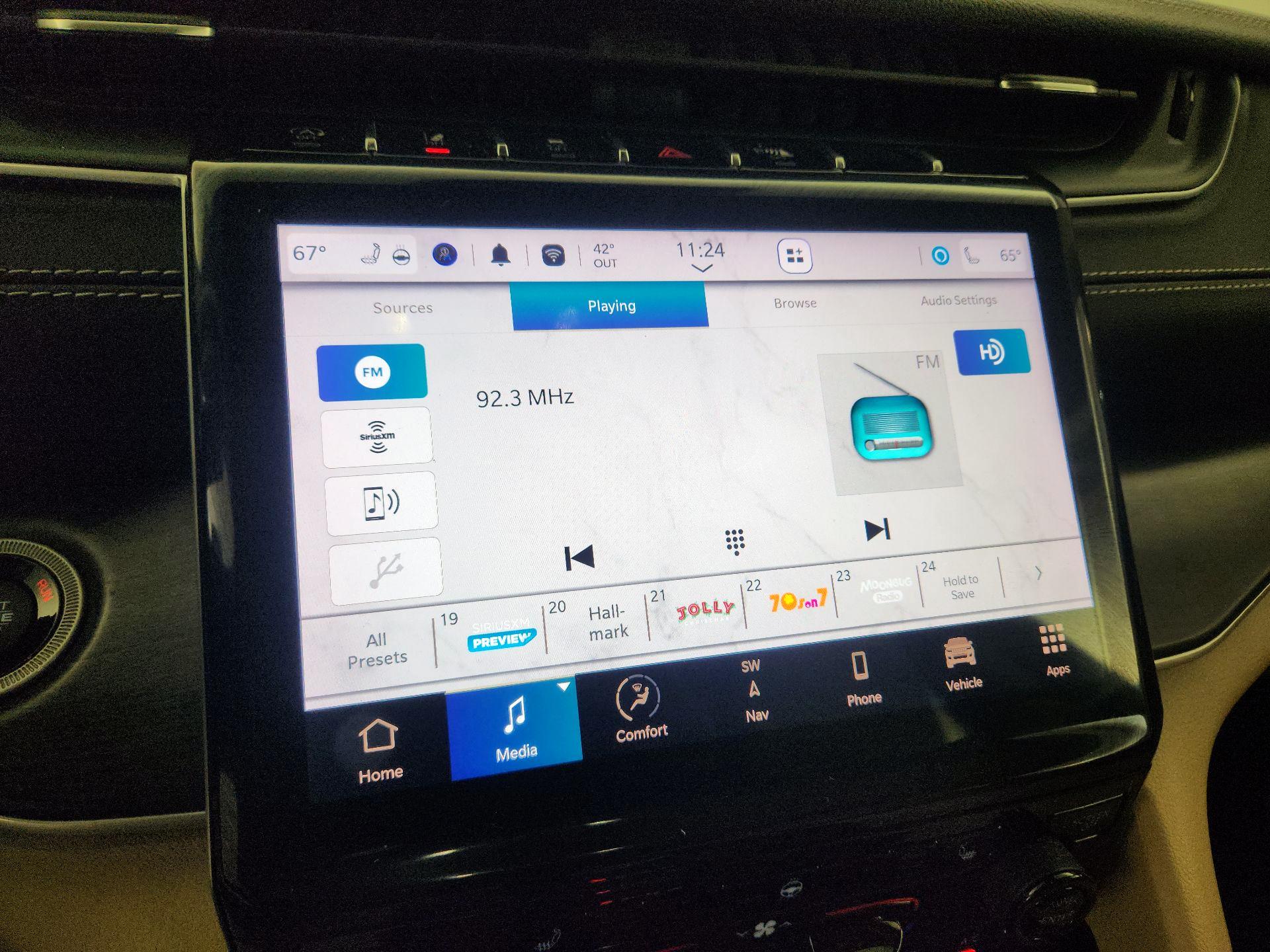 Thumbnail: 2022 Jeep Grand Cherokee L - 16