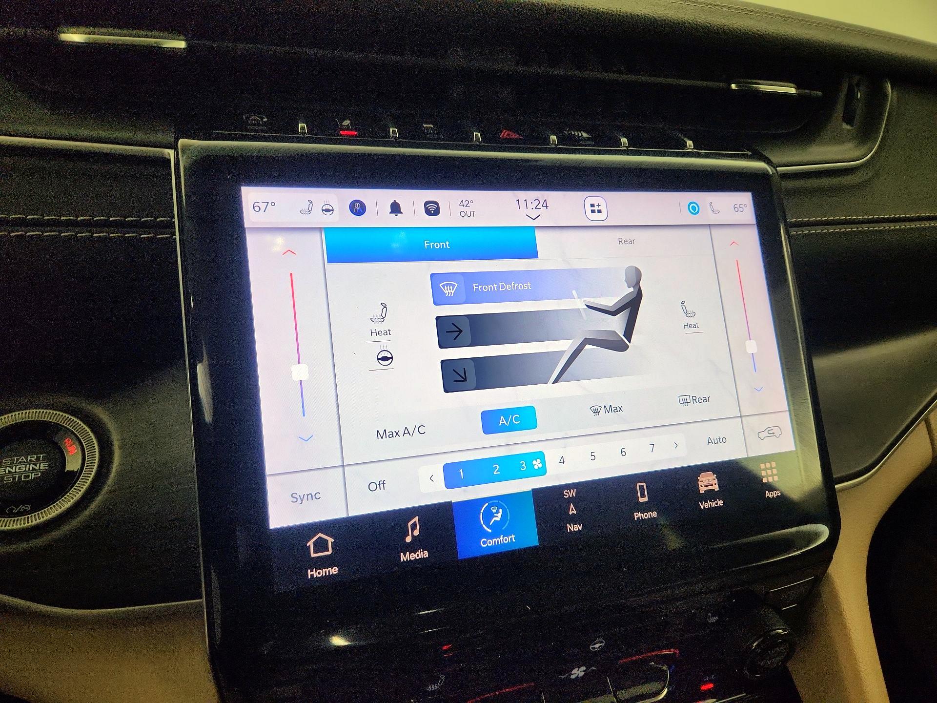 Thumbnail: 2022 Jeep Grand Cherokee L - 17