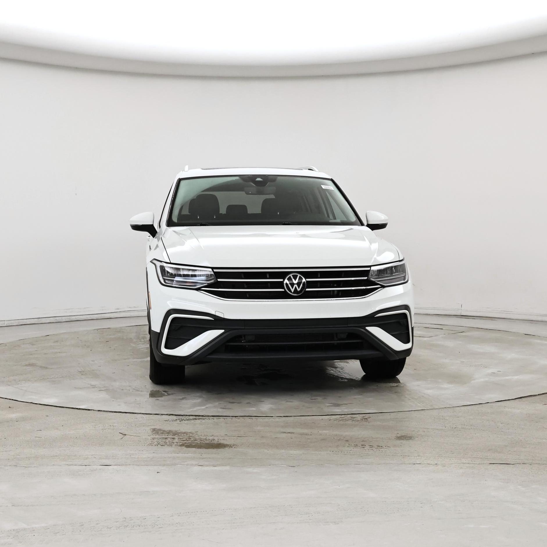 Thumbnail: 2022 Volkswagen Tiguan - 5