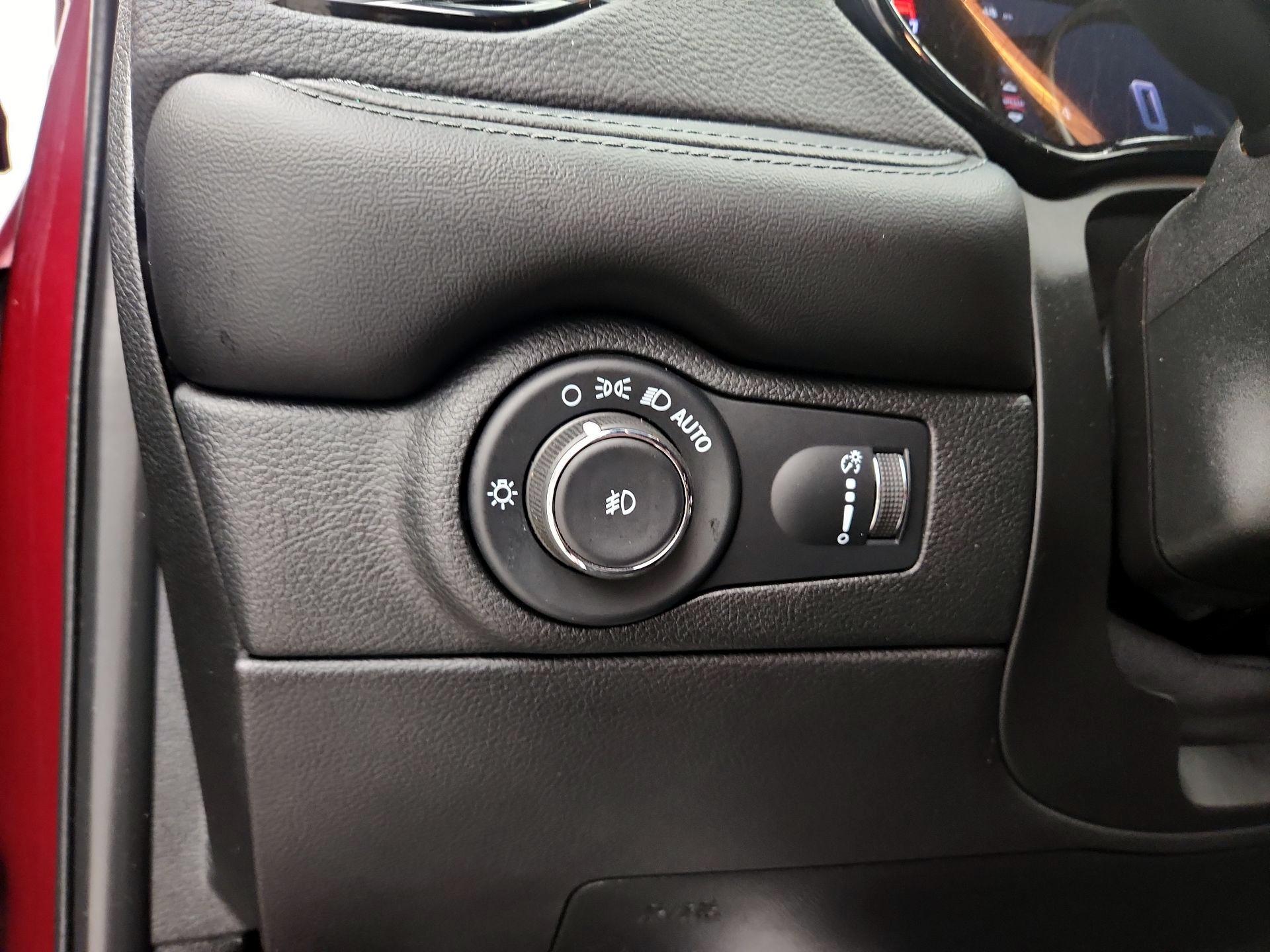 Thumbnail: 2022 Dodge Durango - 13