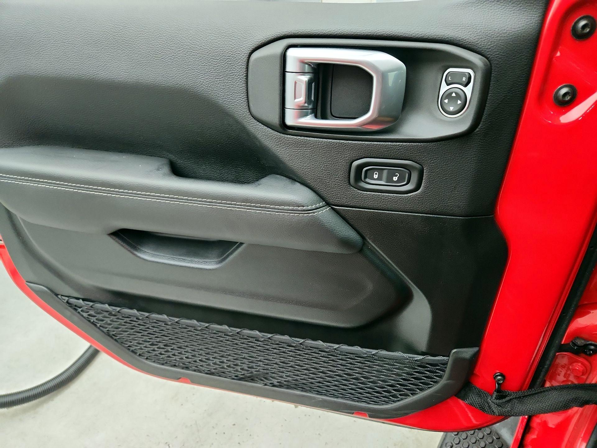 Thumbnail: 2022 Jeep Wrangler - 12