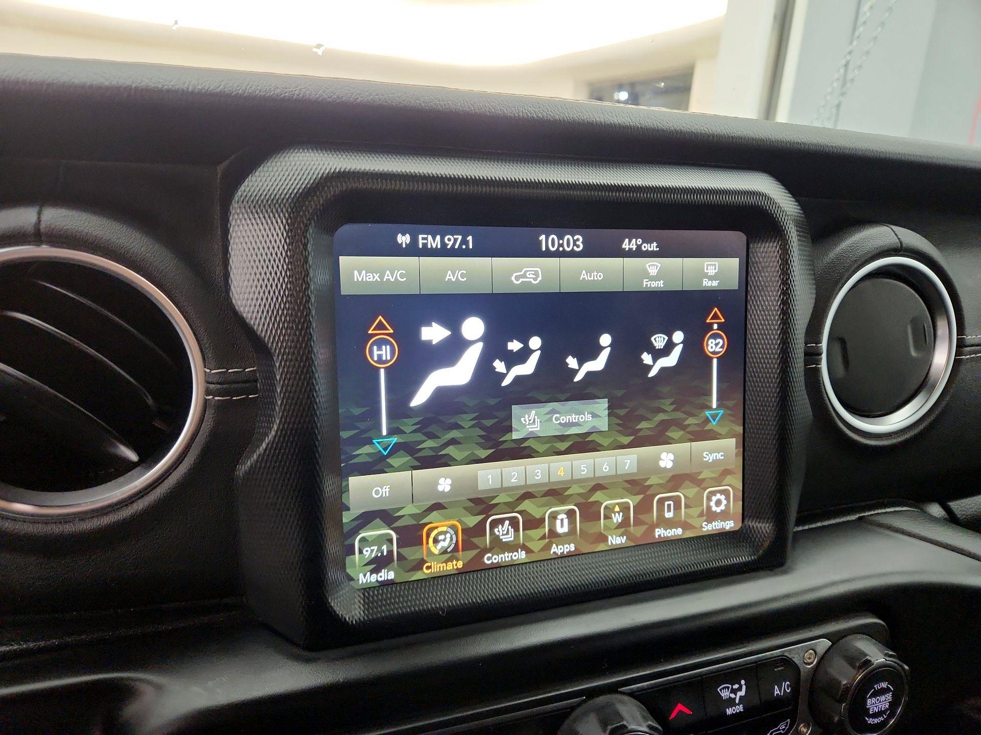 Thumbnail: 2023 Jeep Wrangler - 17