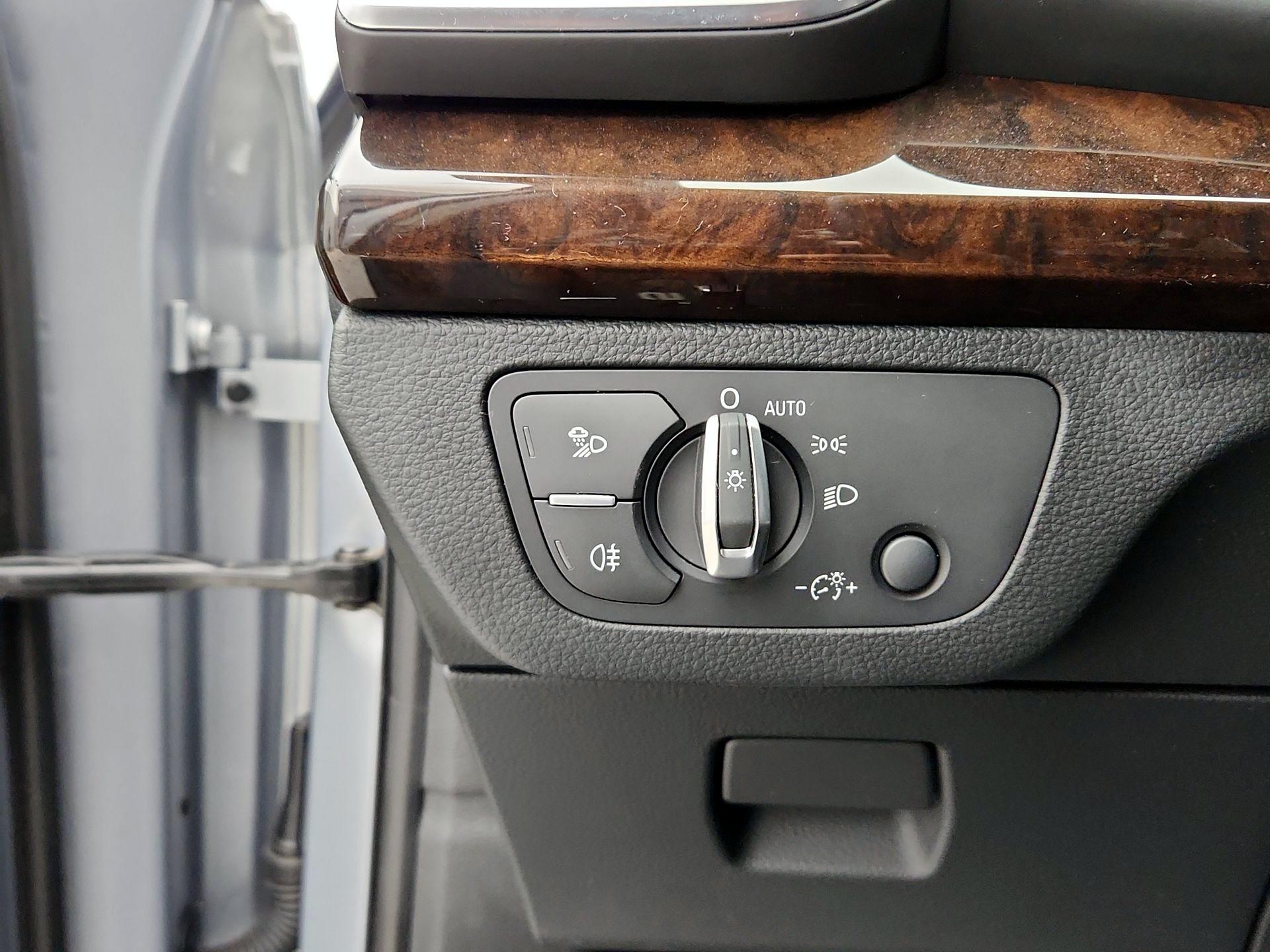 Thumbnail: 2020 Audi Q5 - 13