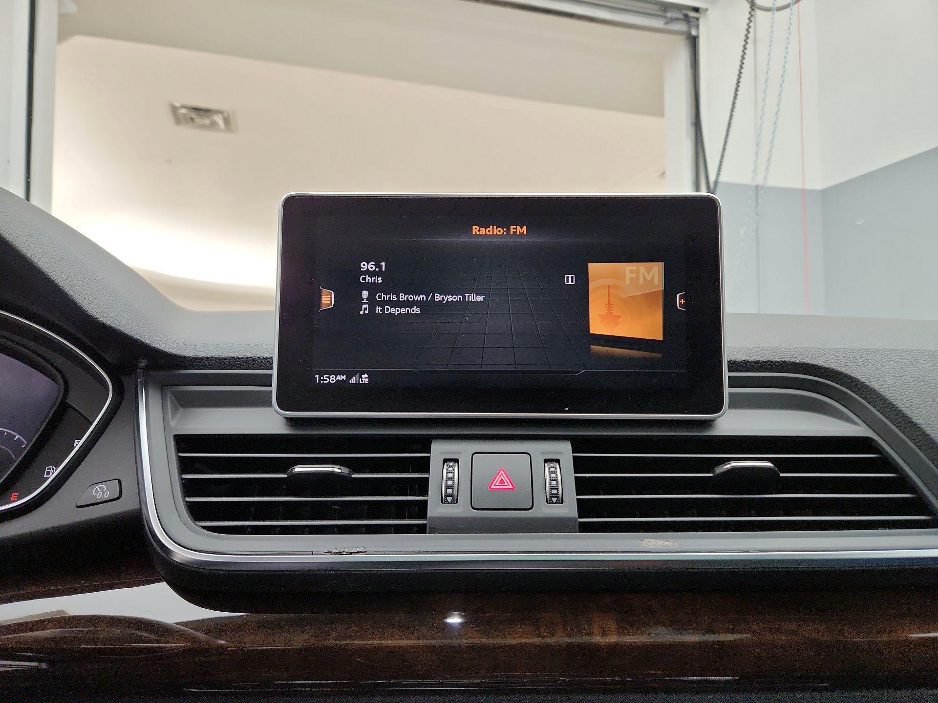 Thumbnail: 2020 Audi Q5 - 16