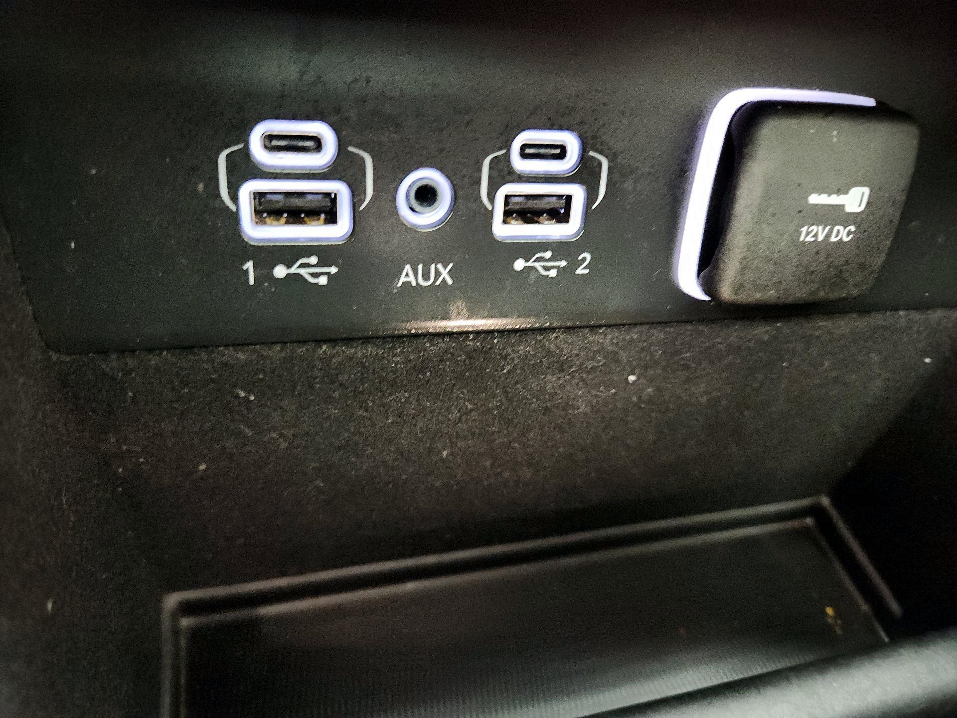 Thumbnail: 2022 Jeep Grand Cherokee - 19