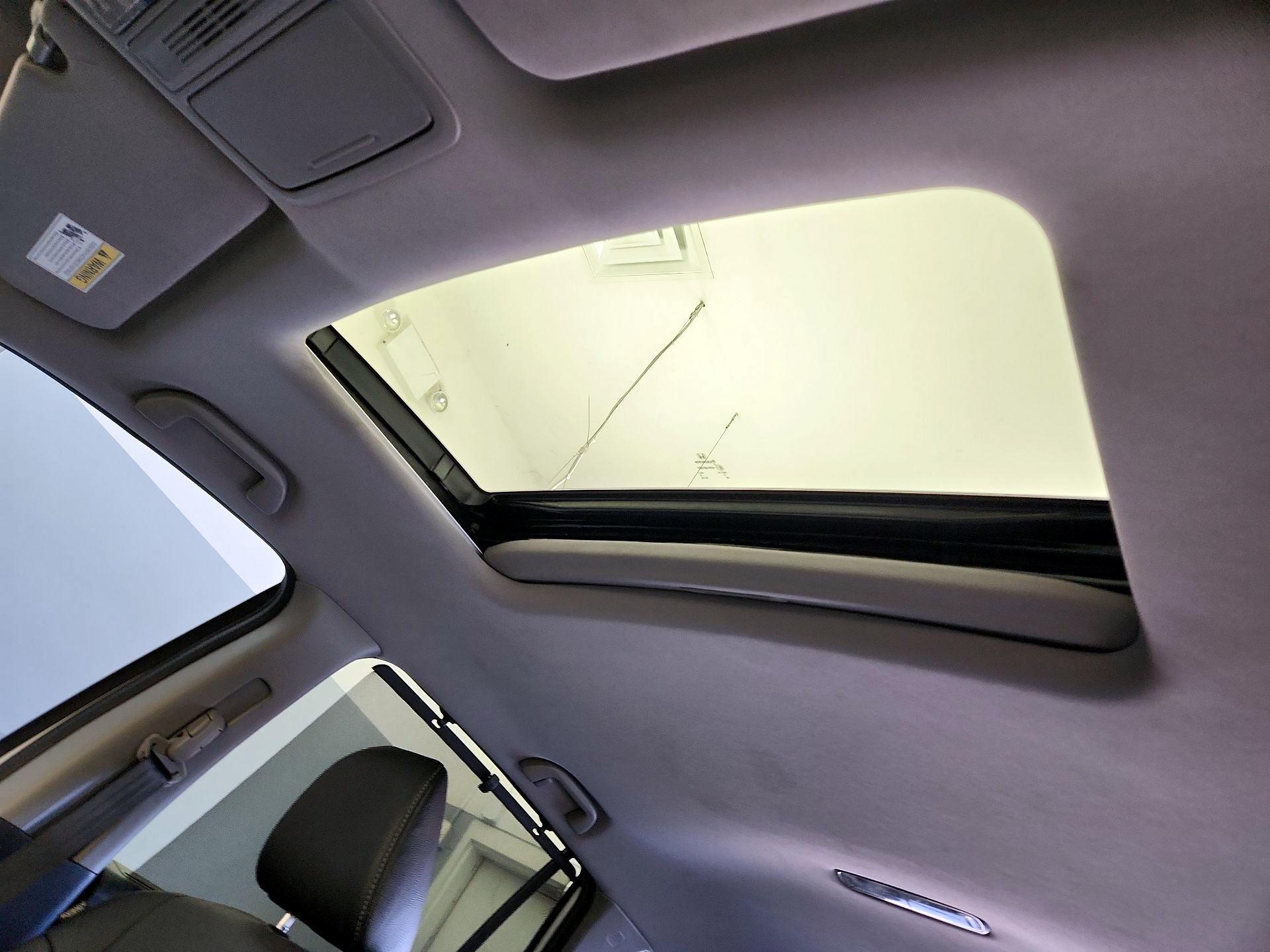 Thumbnail: 2022 Honda Pilot - 19