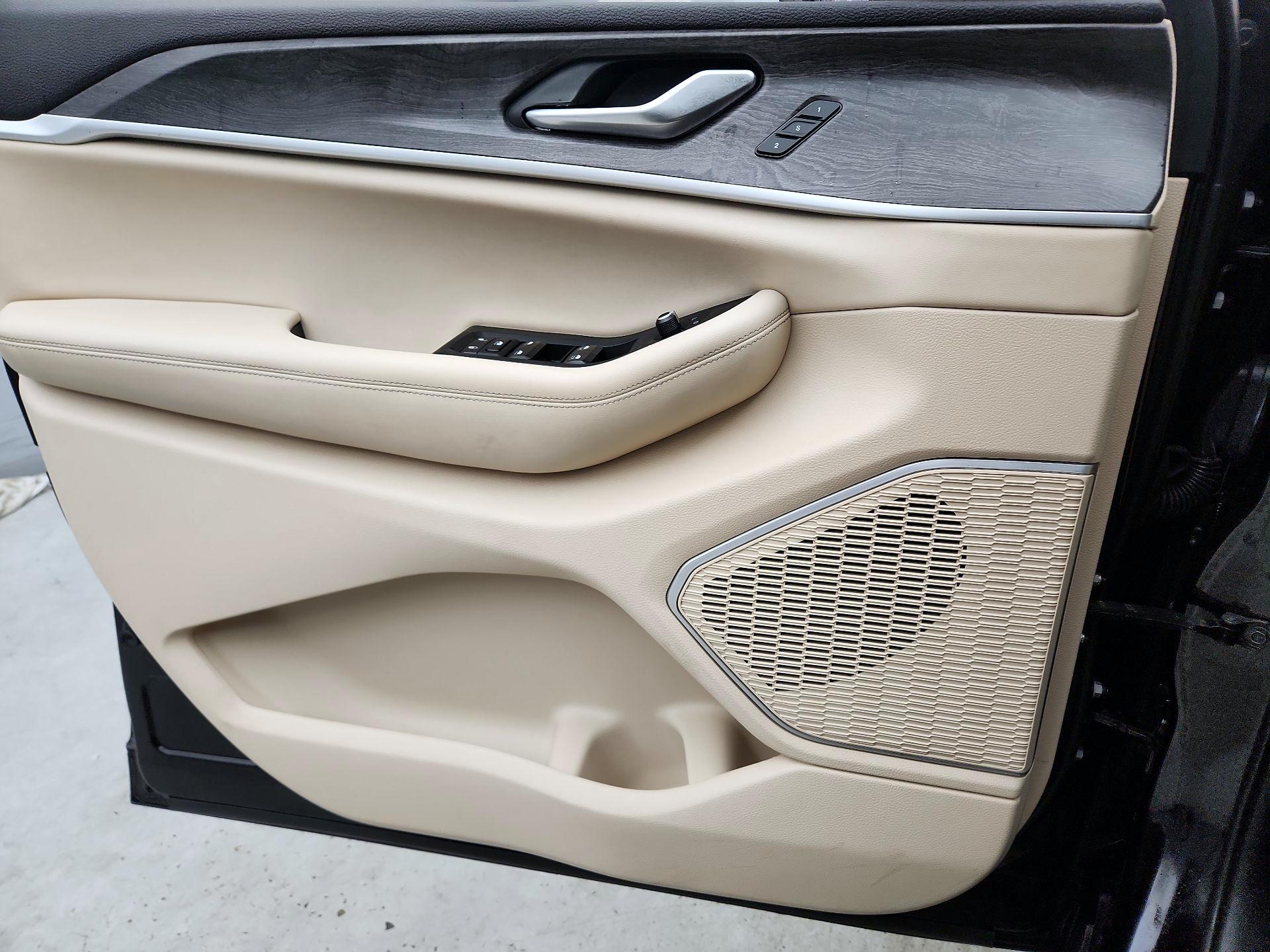 Thumbnail: 2022 Jeep Grand Cherokee L - 12