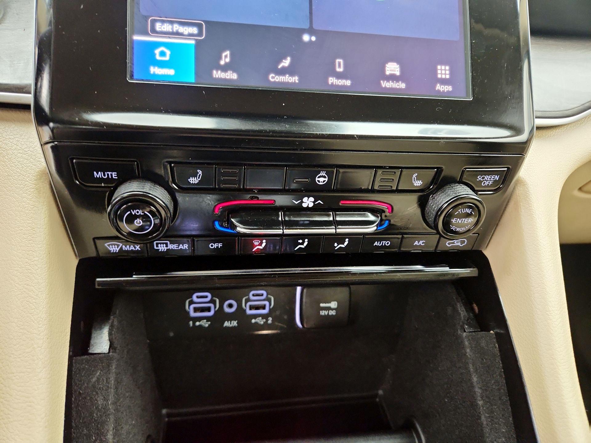 Thumbnail: 2022 Jeep Grand Cherokee L - 16