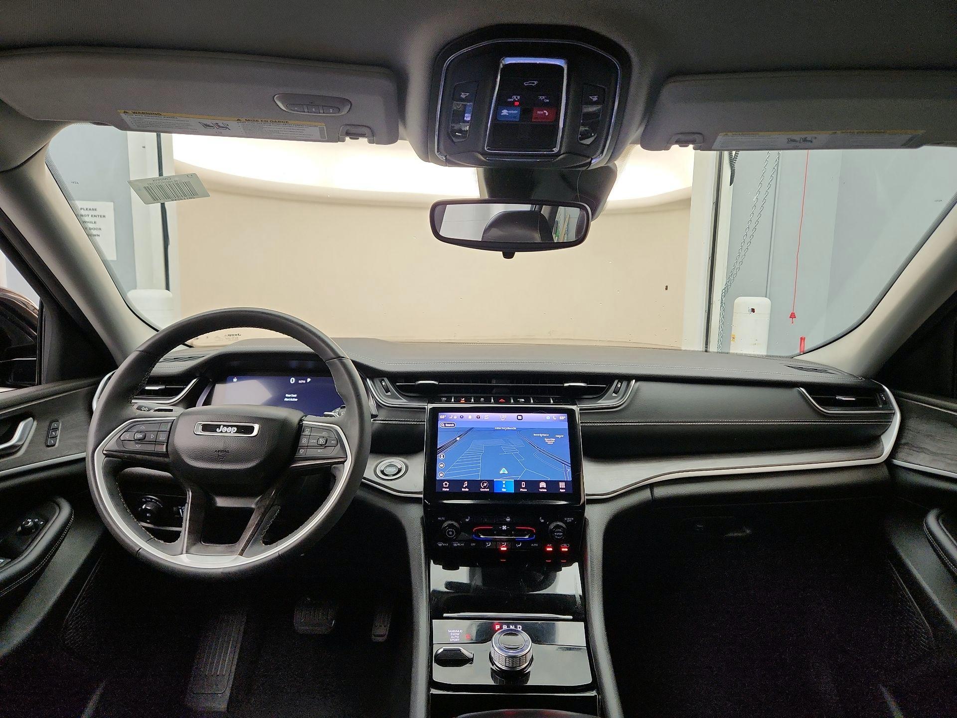 Thumbnail: 2023 Jeep Grand Cherokee - 9