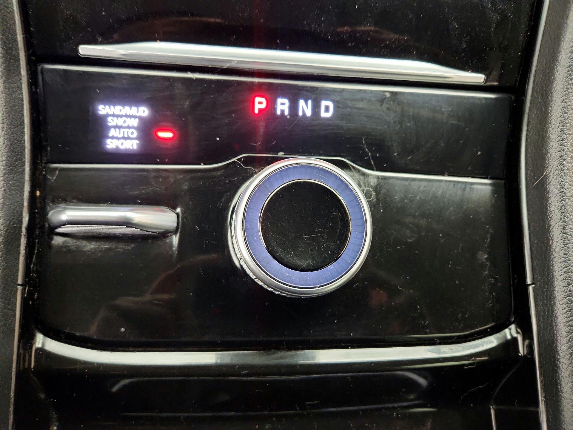 Thumbnail: 2023 Jeep Grand Cherokee - 18