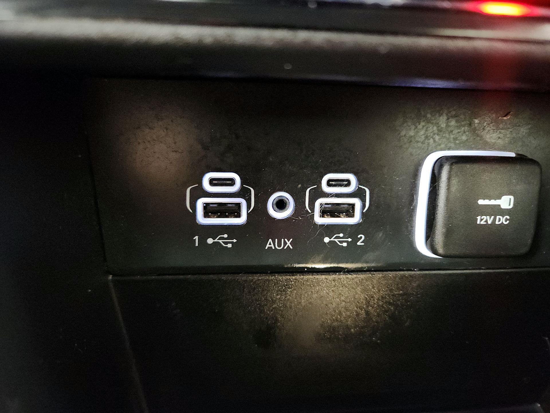 Thumbnail: 2023 Jeep Grand Cherokee - 19