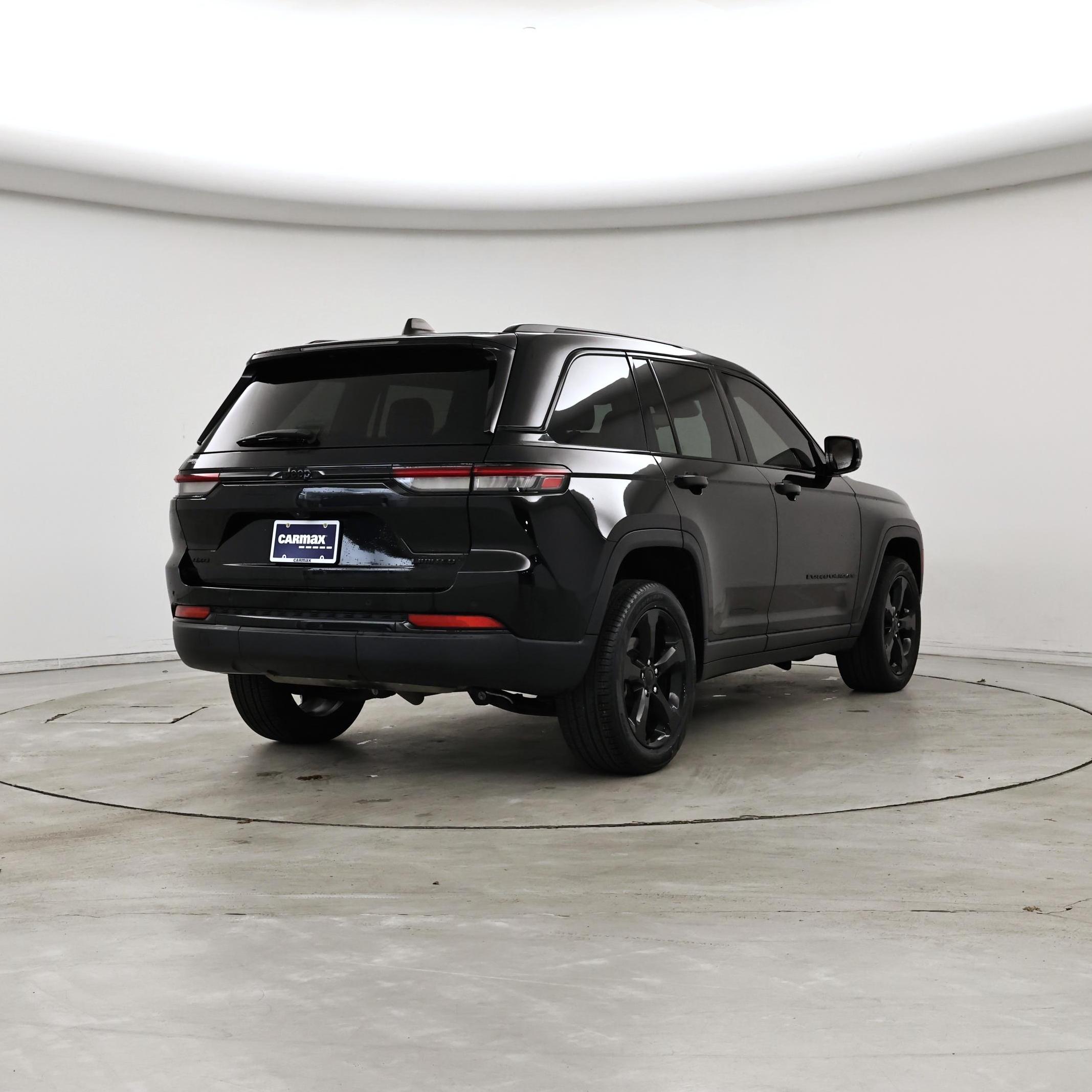 Thumbnail: 2023 Jeep Grand Cherokee - 8