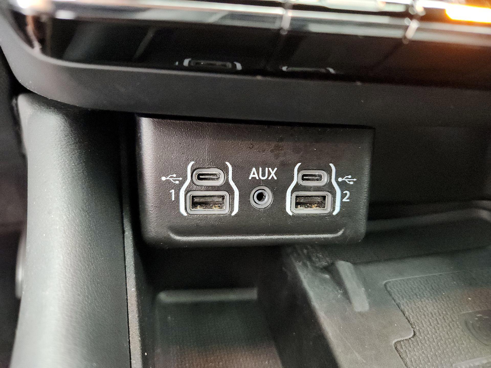 Thumbnail: 2022 Dodge Durango - 19