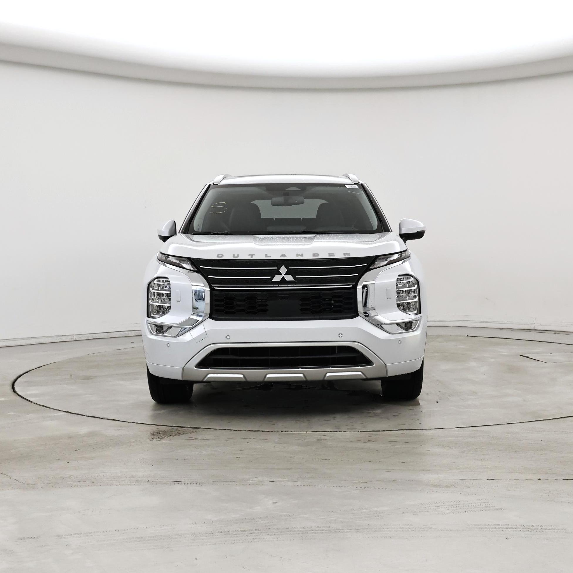 Thumbnail: 2023 Mitsubishi Outlander - 5