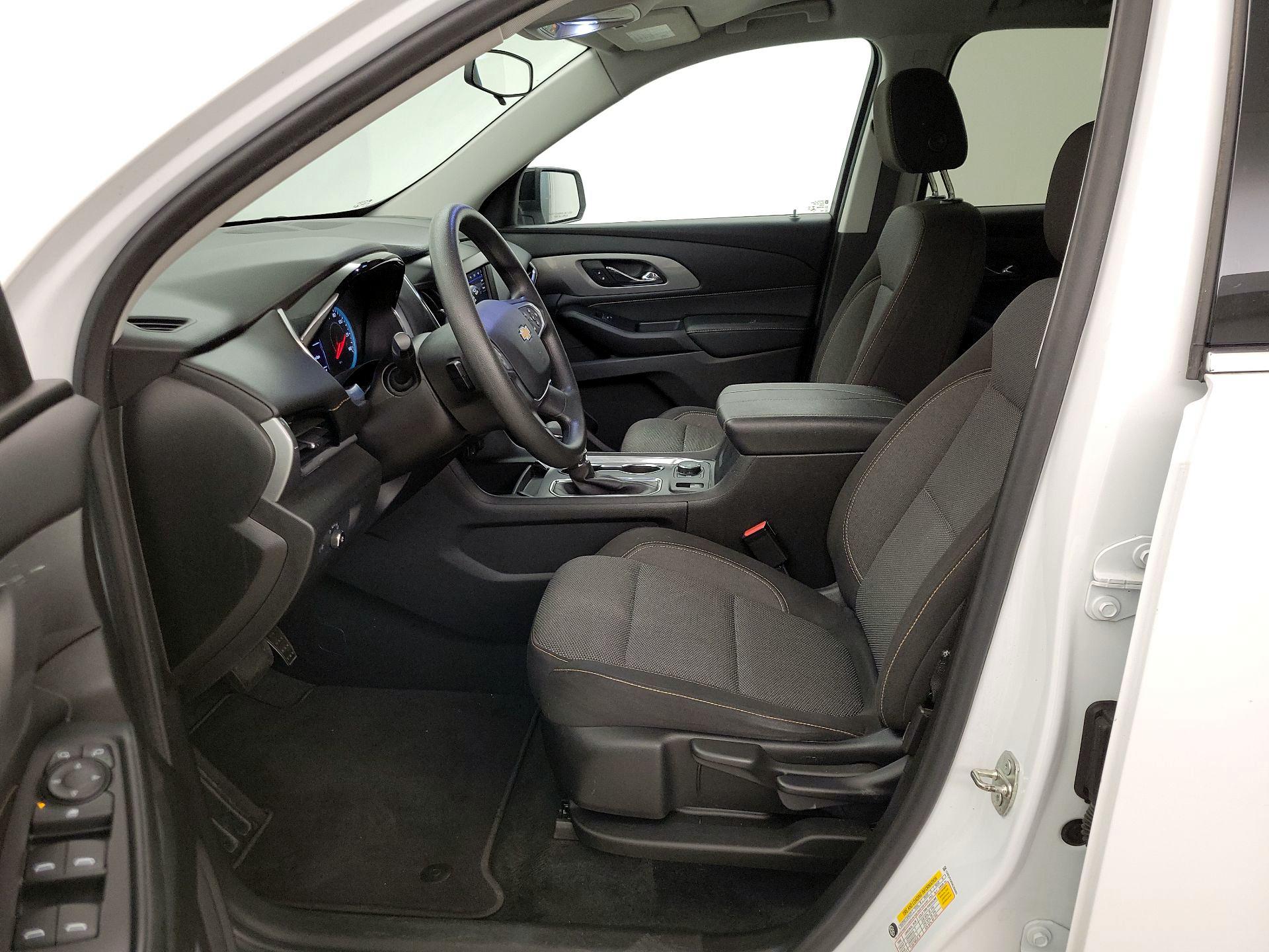 Thumbnail: 2021 Chevrolet Traverse - 11