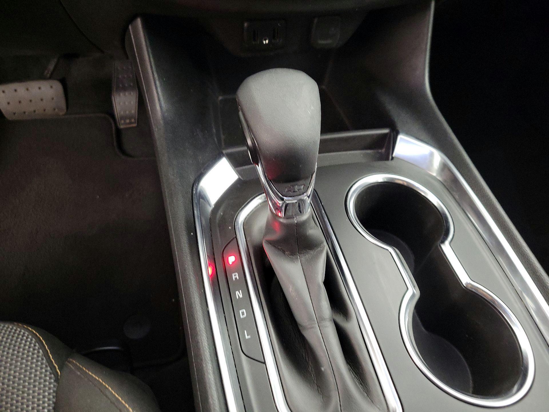 Thumbnail: 2021 Chevrolet Traverse - 17