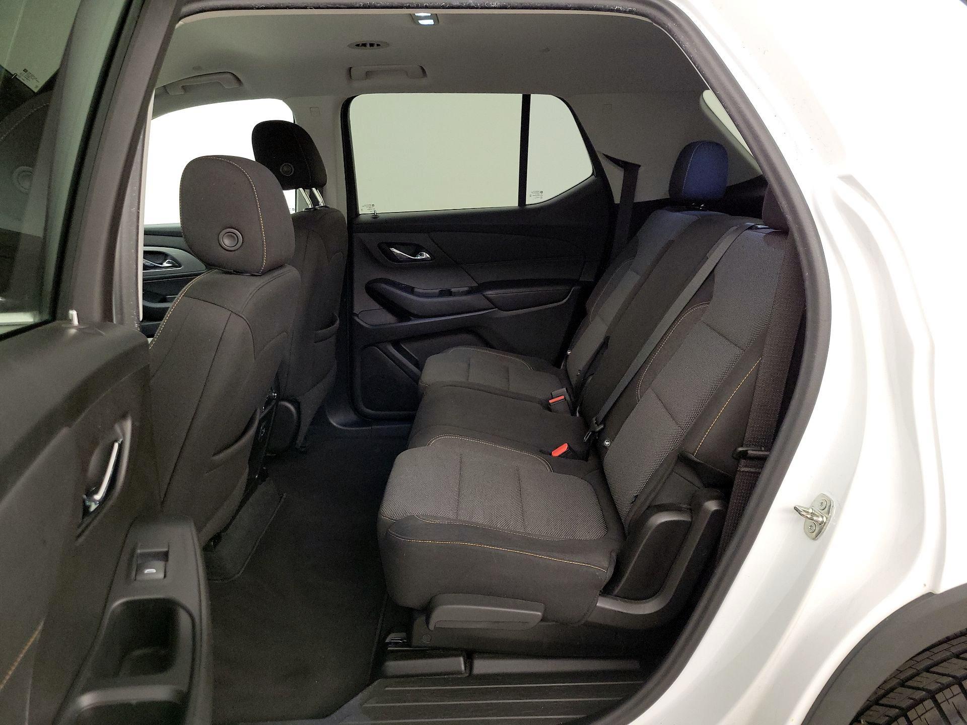 Thumbnail: 2021 Chevrolet Traverse - 19