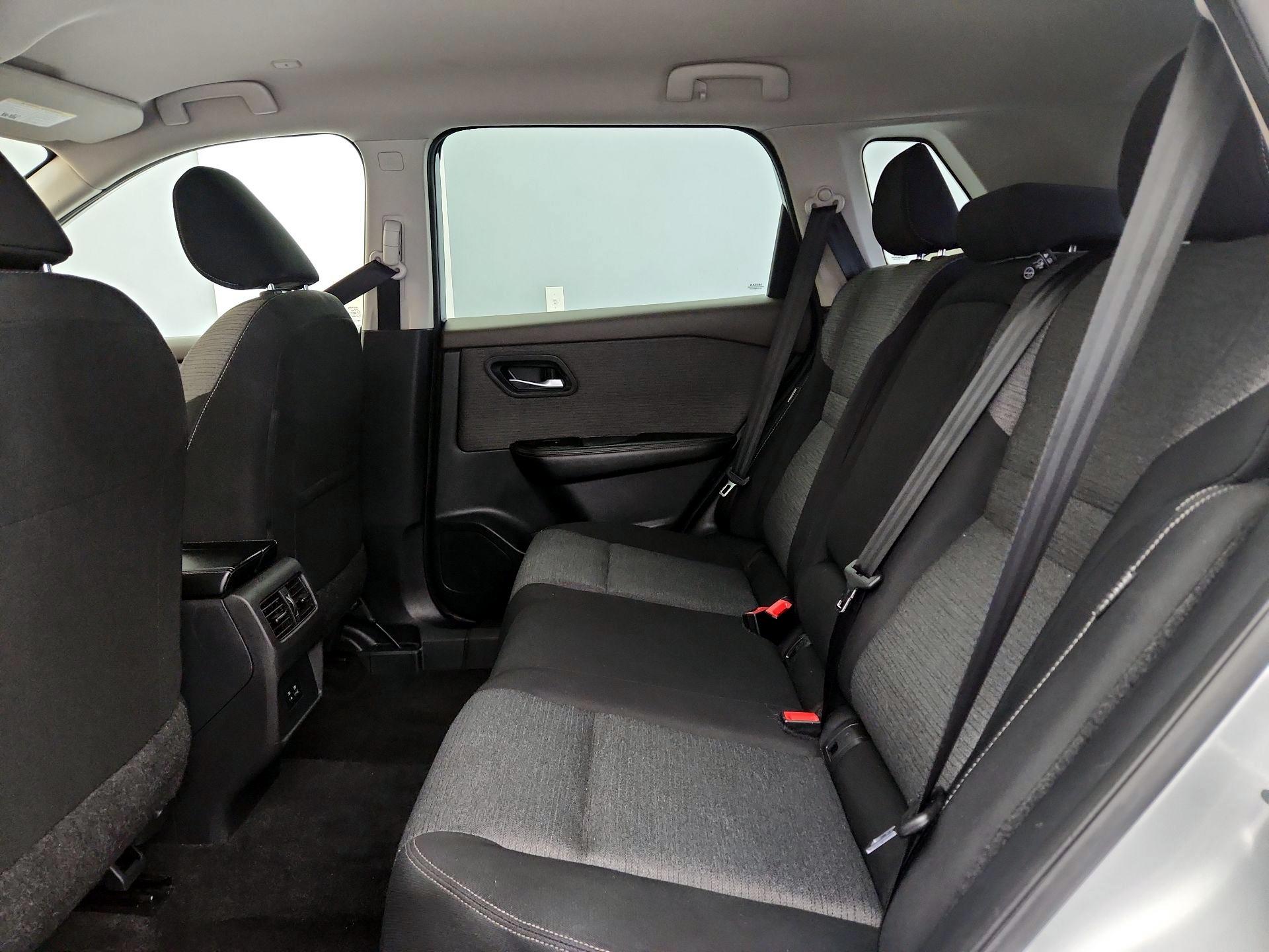 Thumbnail: 2023 Nissan Rogue - 19