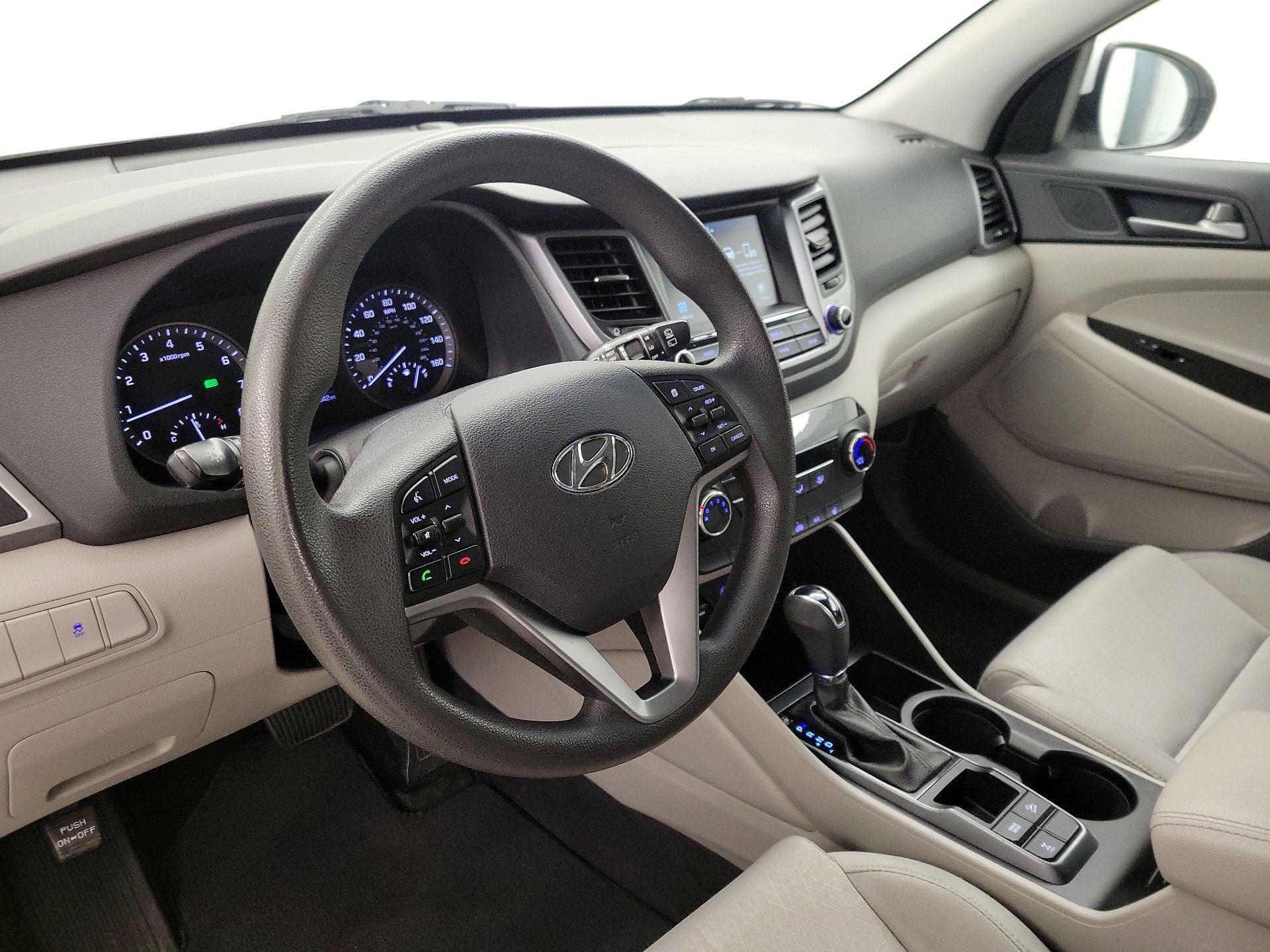 Thumbnail: 2018 Hyundai Tucson - 9