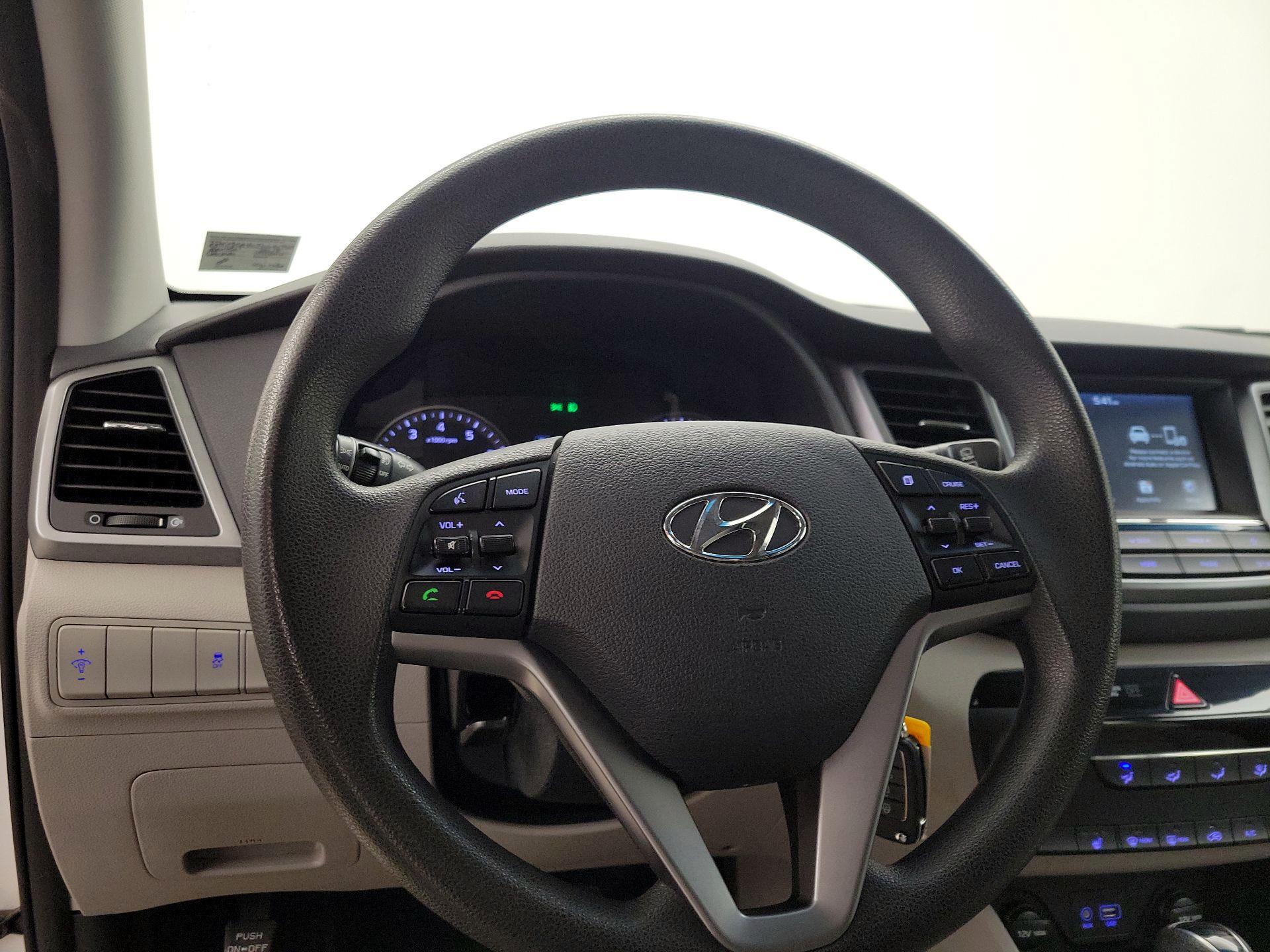 Thumbnail: 2018 Hyundai Tucson - 10