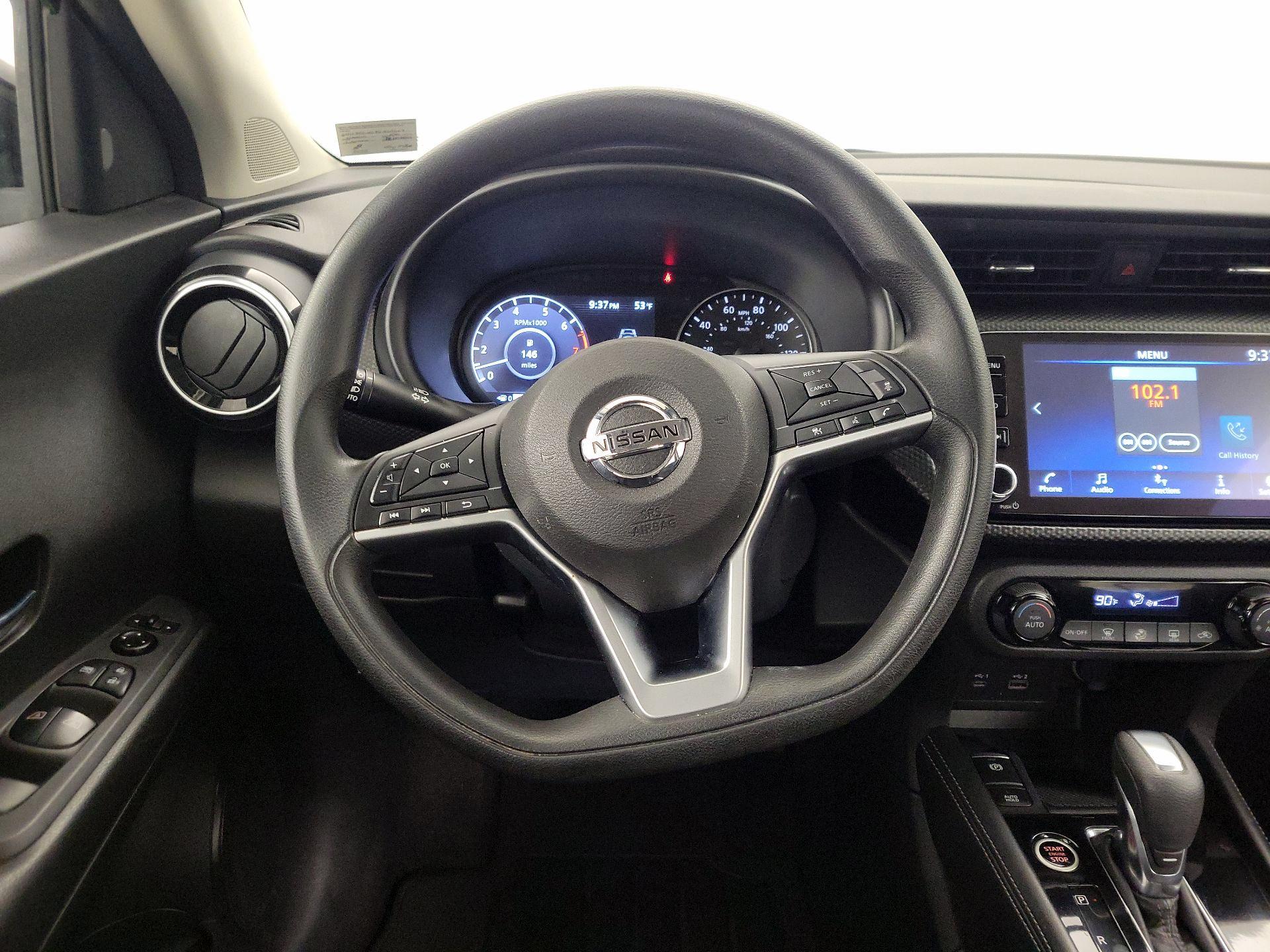 Thumbnail: 2021 Nissan Kicks - 10