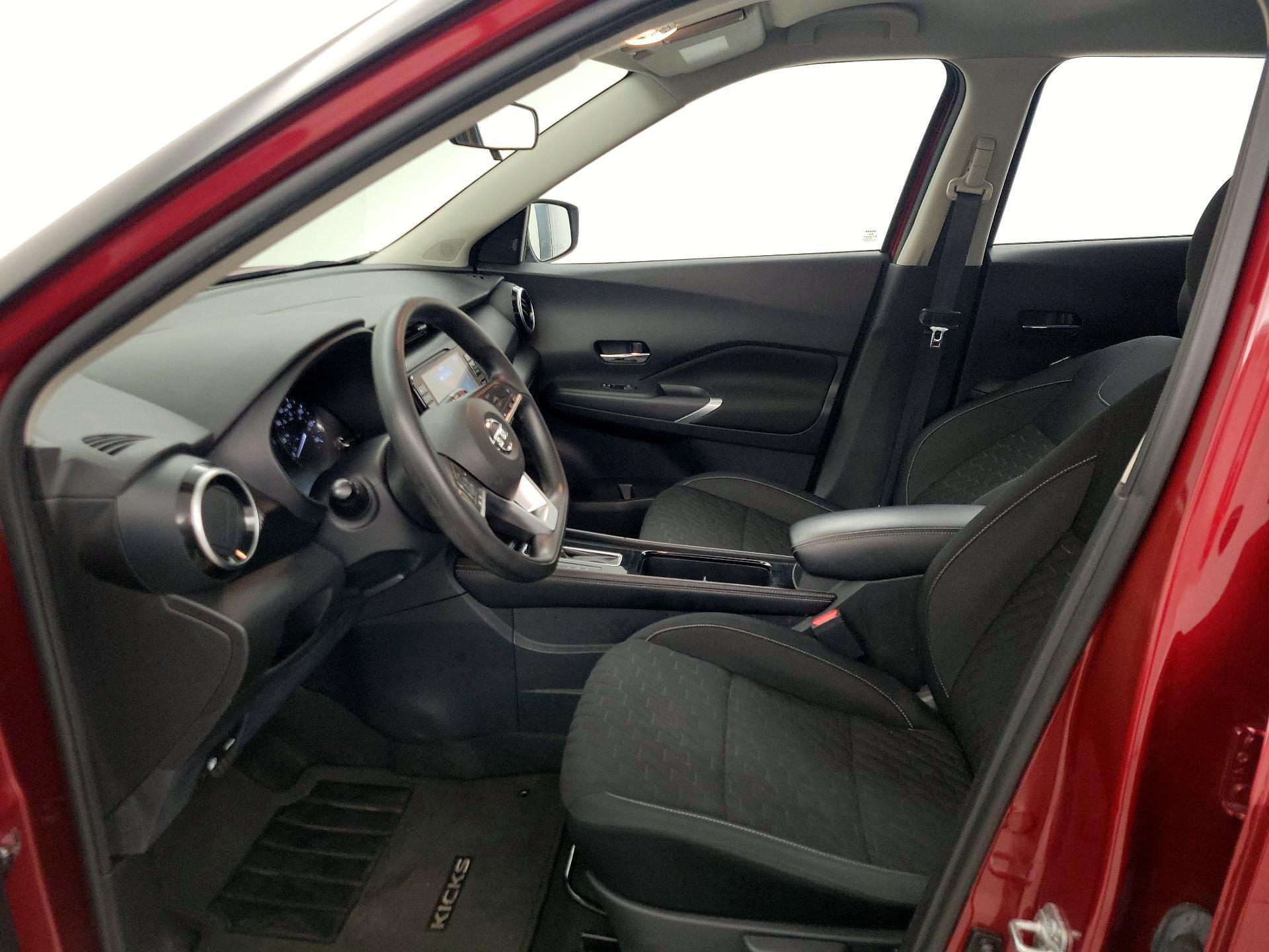 Thumbnail: 2021 Nissan Kicks - 11