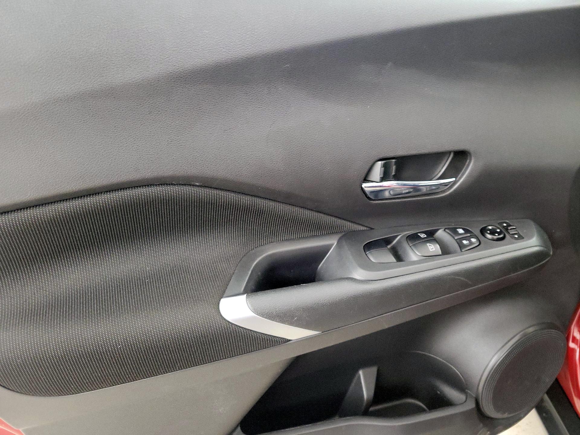 Thumbnail: 2021 Nissan Kicks - 12