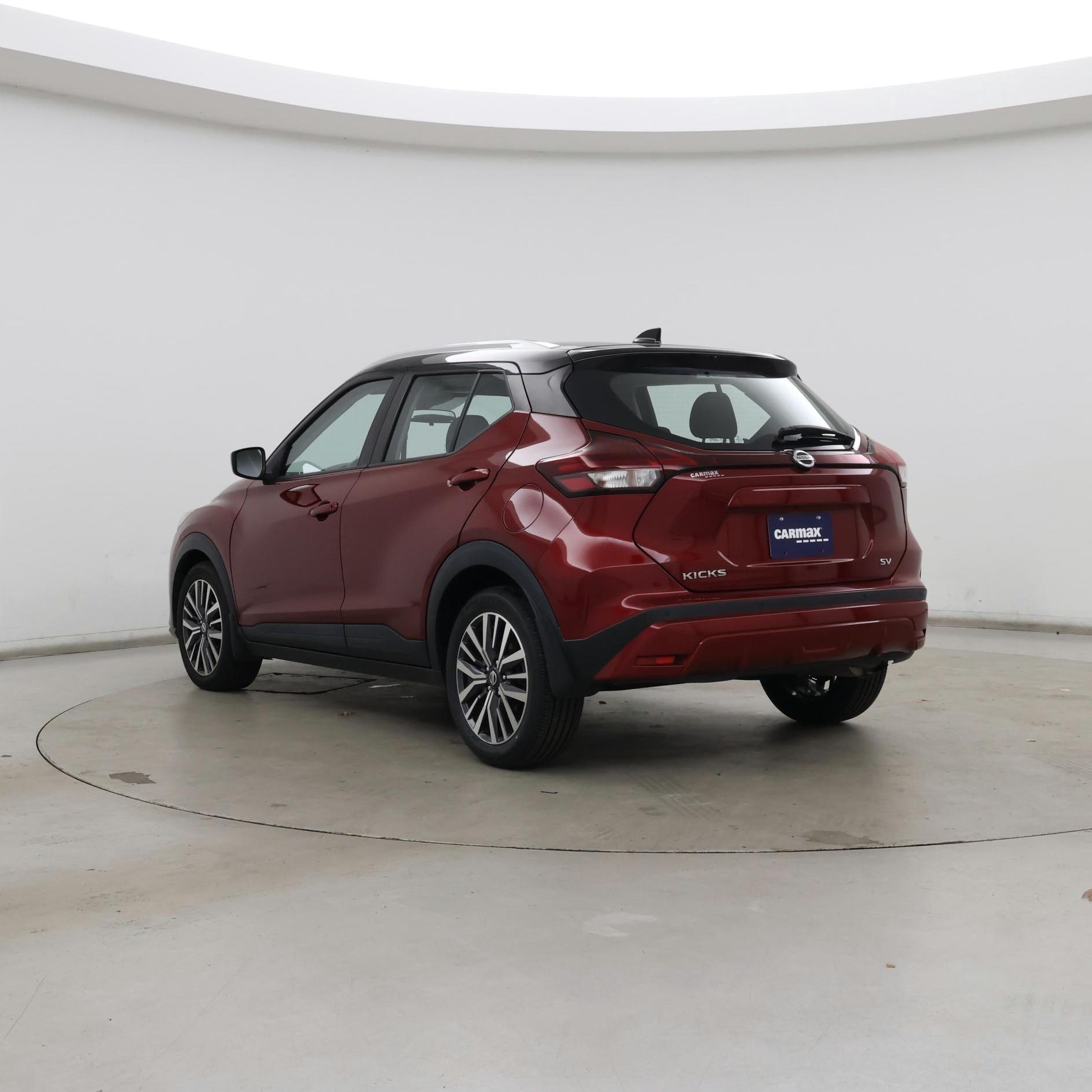 Thumbnail: 2021 Nissan Kicks - 2