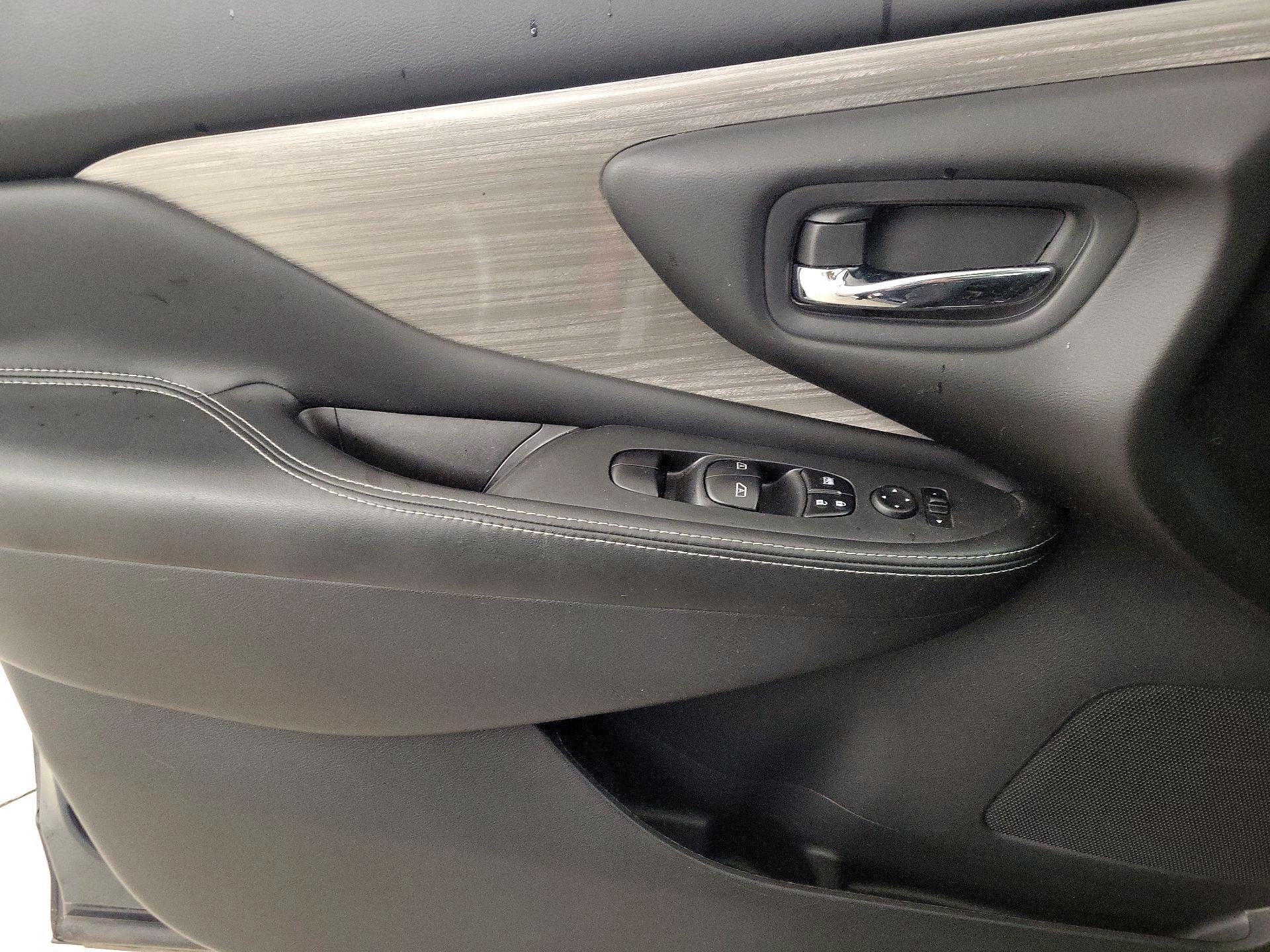 Thumbnail: 2017 Nissan Murano - 12