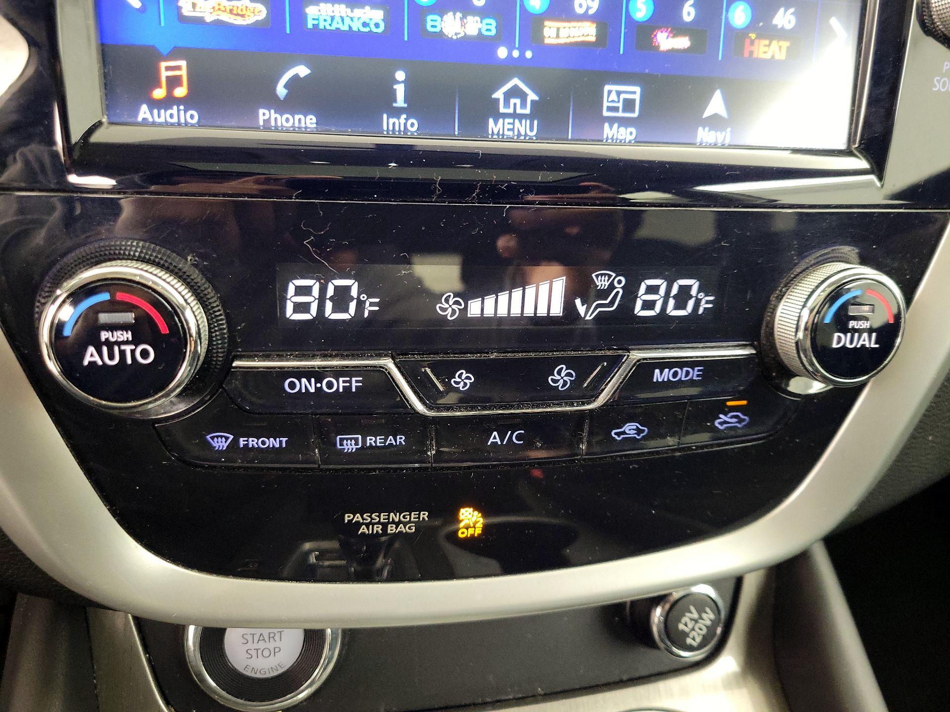 Thumbnail: 2017 Nissan Murano - 17