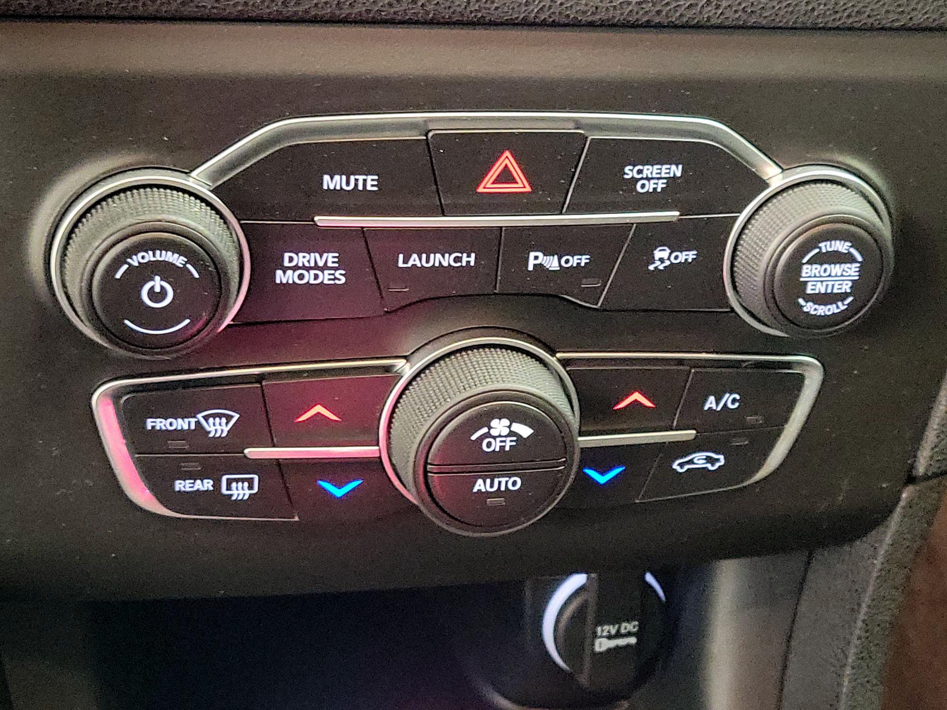 Thumbnail: 2021 Dodge Charger - 16