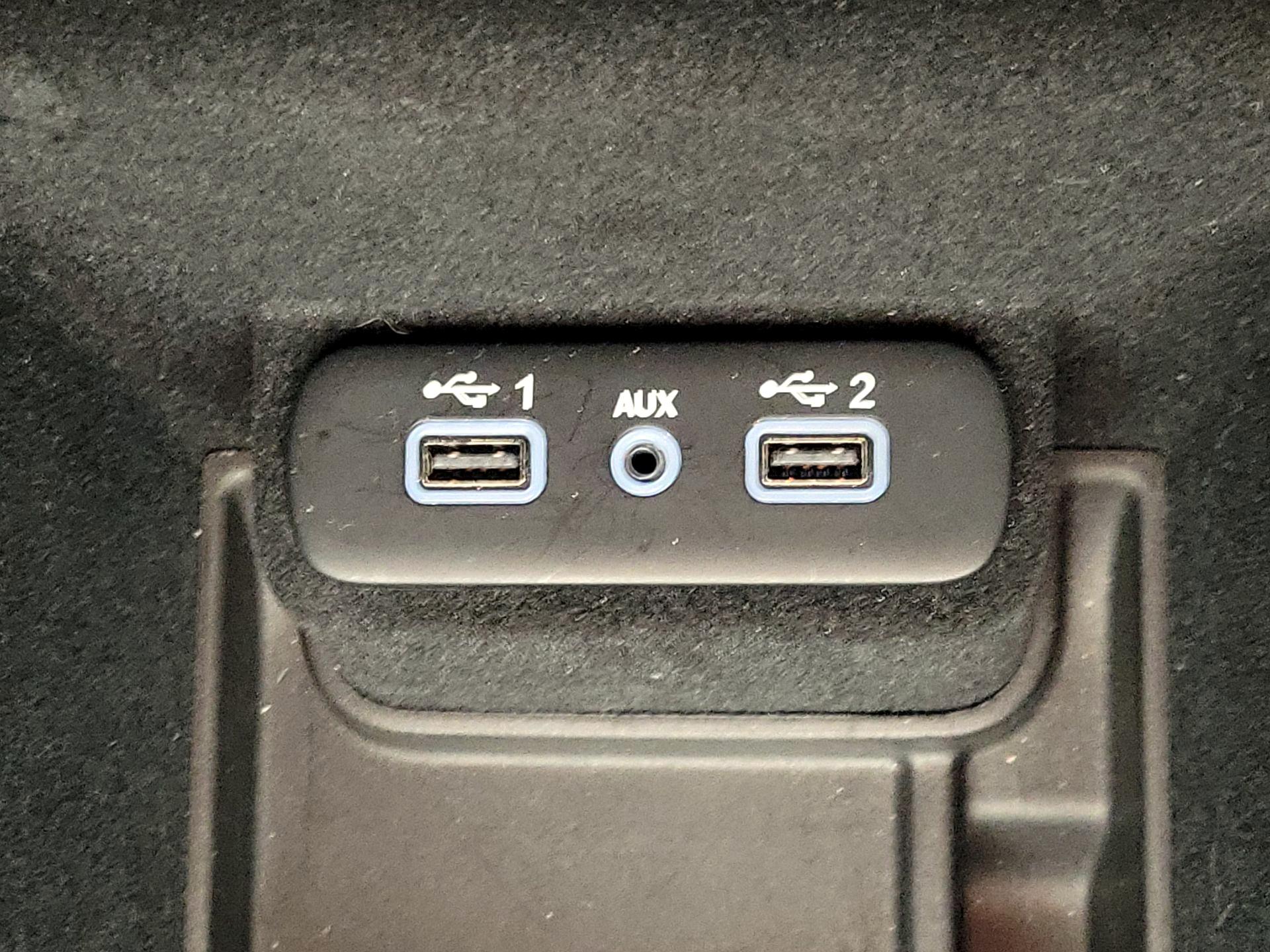 Thumbnail: 2021 Dodge Charger - 18