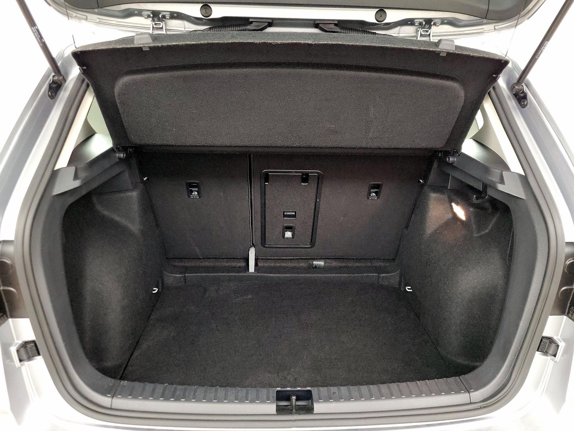 Thumbnail: 2023 Volkswagen Taos - 20