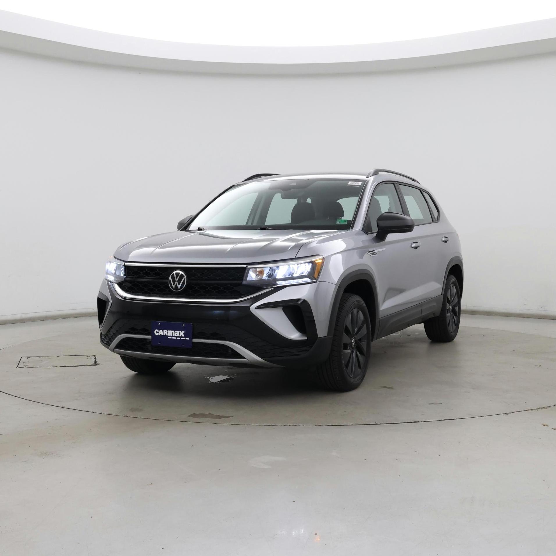 Thumbnail: 2023 Volkswagen Taos - 4