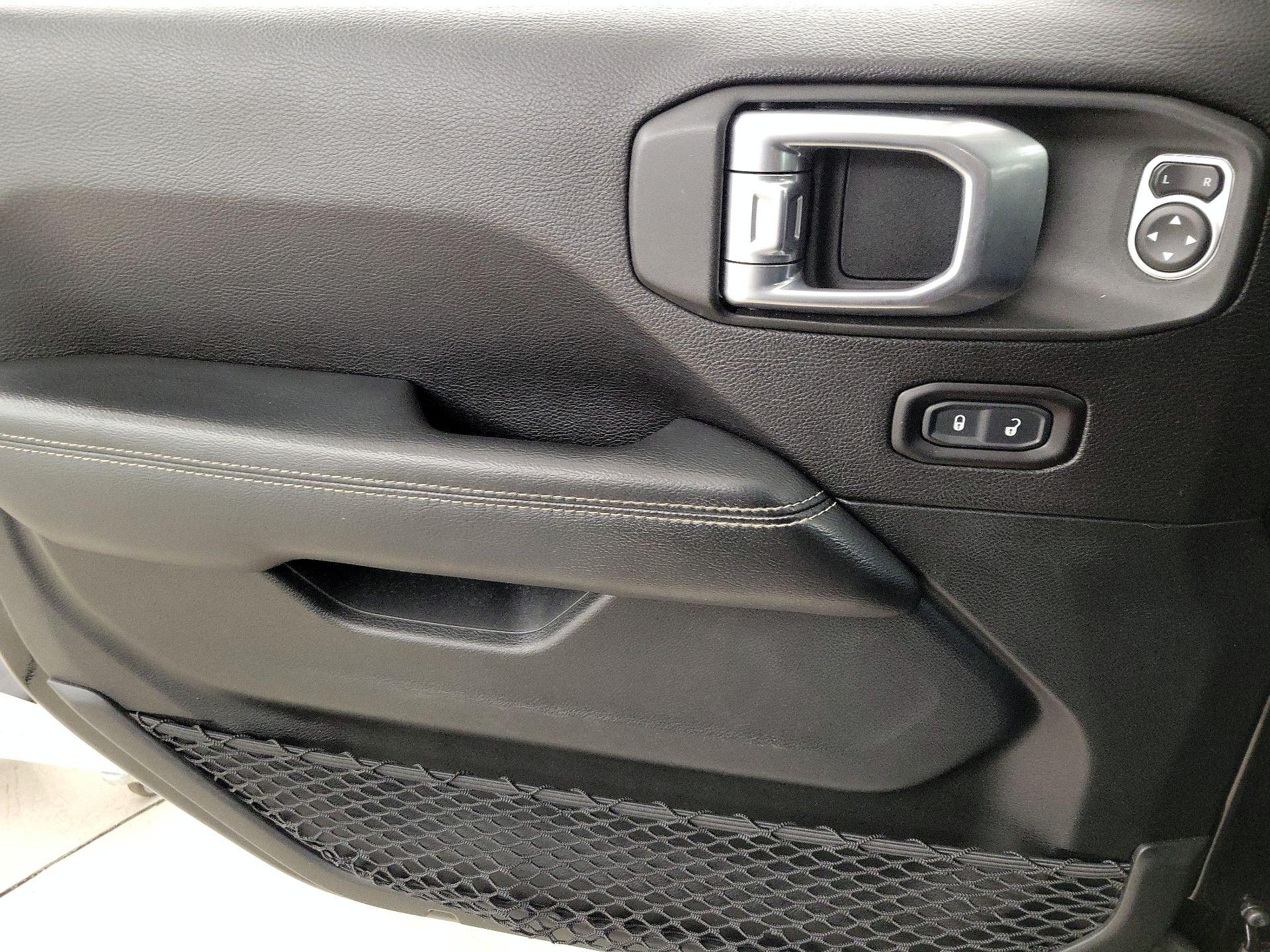 Thumbnail: 2020 Jeep Gladiator - 12