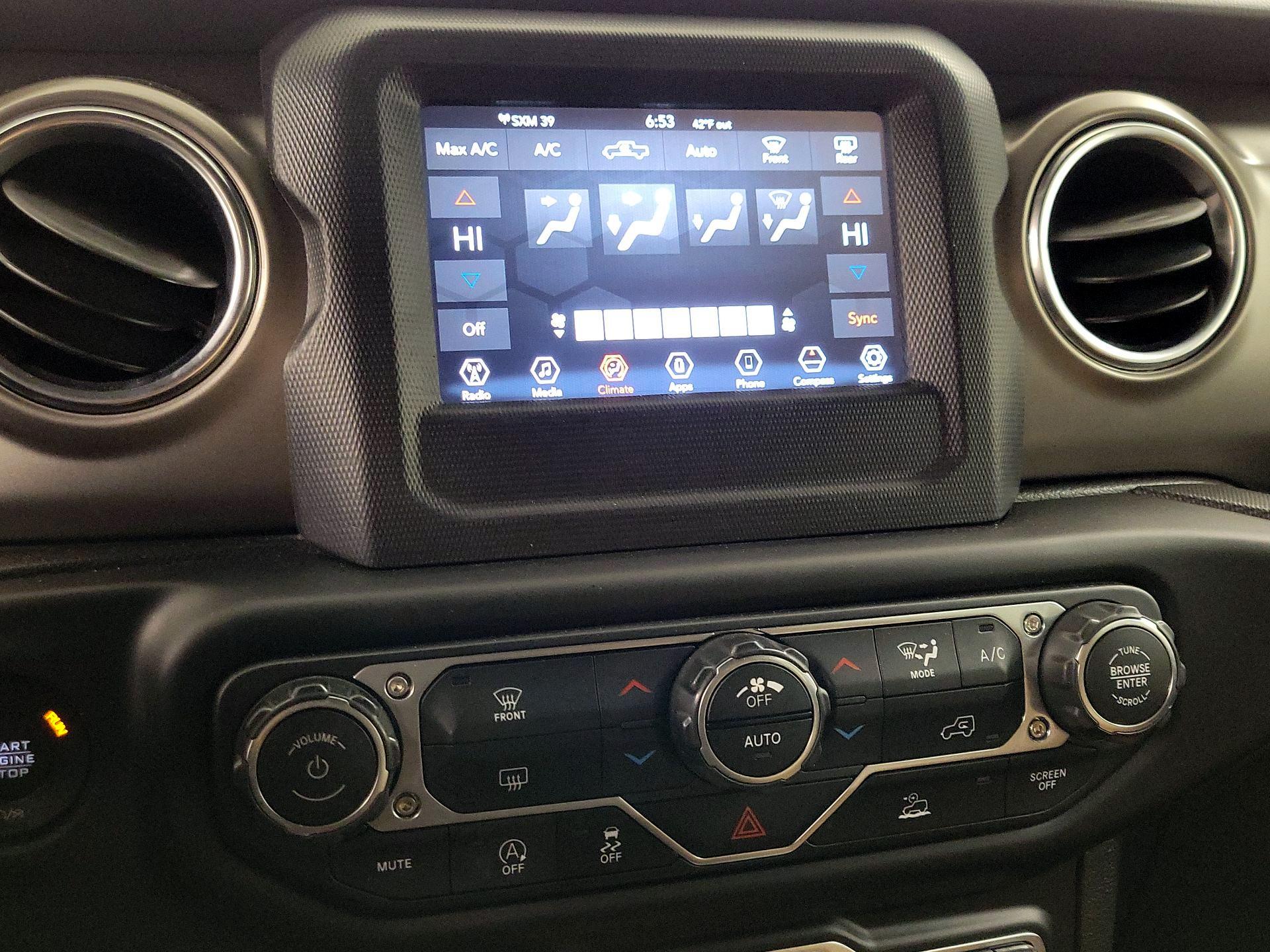 Thumbnail: 2020 Jeep Gladiator - 16