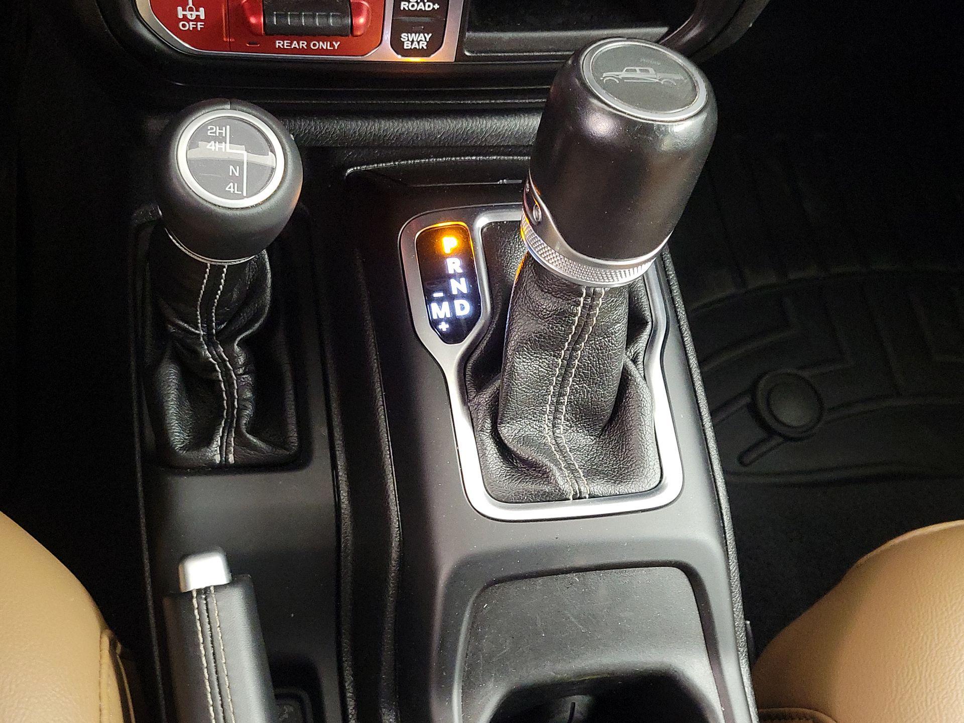 Thumbnail: 2020 Jeep Gladiator - 17