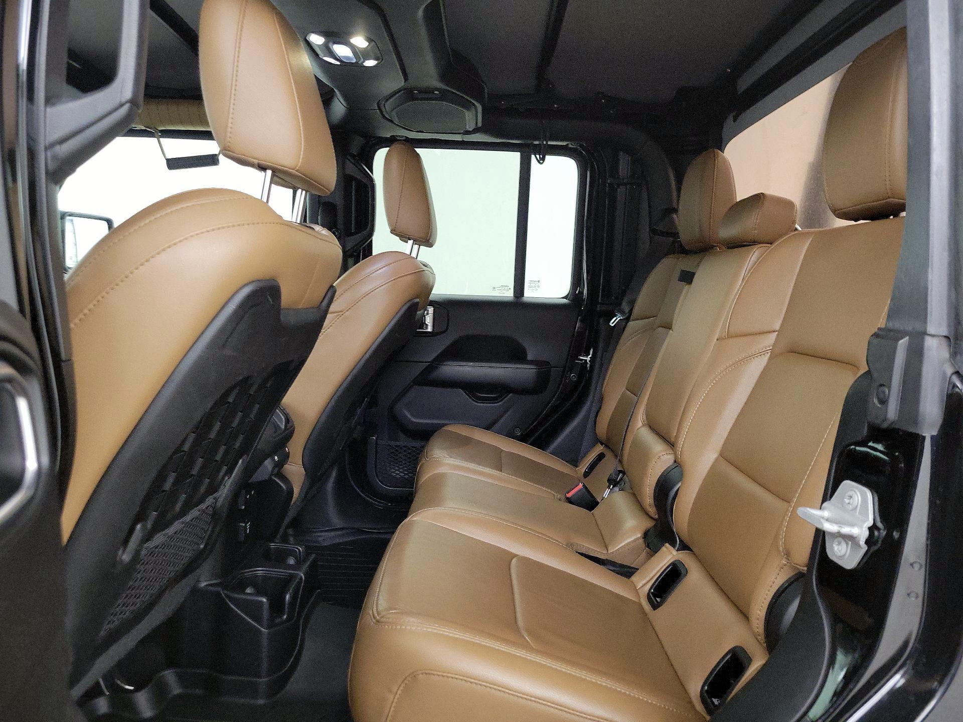 Thumbnail: 2020 Jeep Gladiator - 19