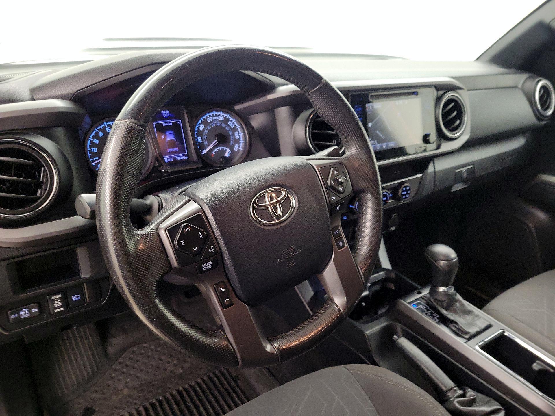 Thumbnail: 2018 Toyota Tacoma - 9