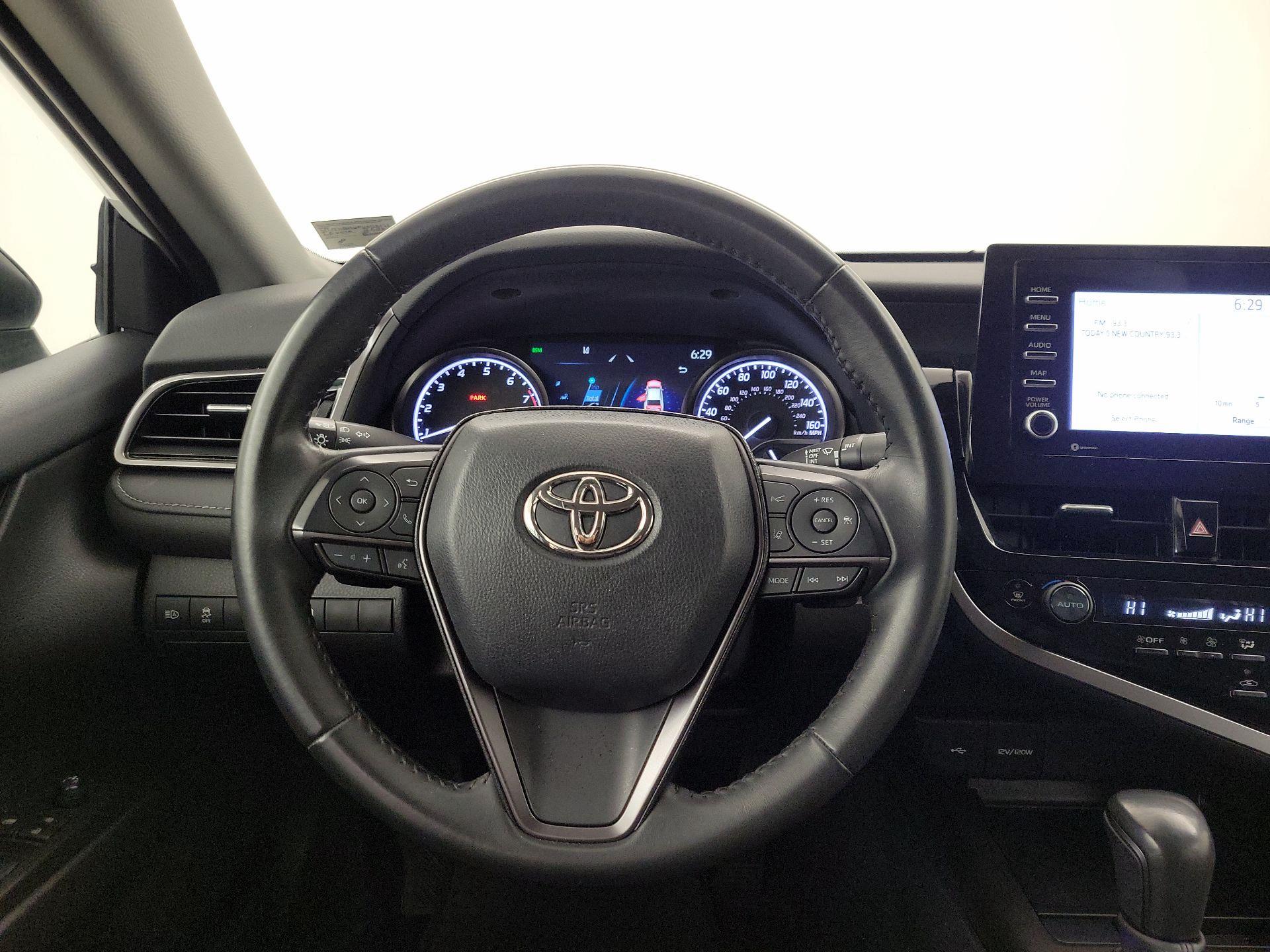 Thumbnail: 2023 Toyota Camry - 10