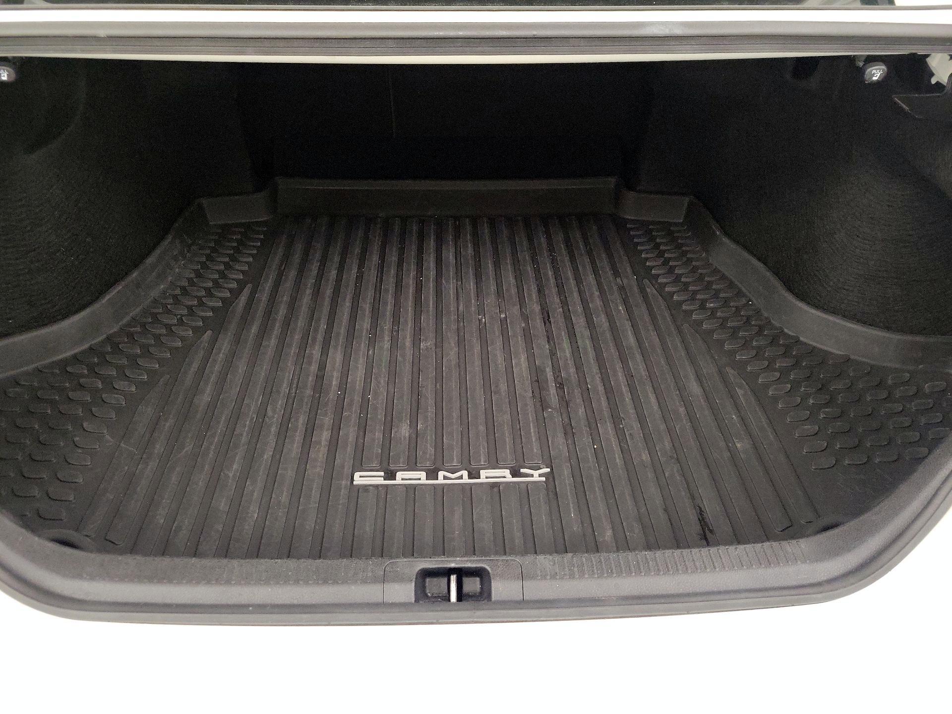 Thumbnail: 2023 Toyota Camry - 20