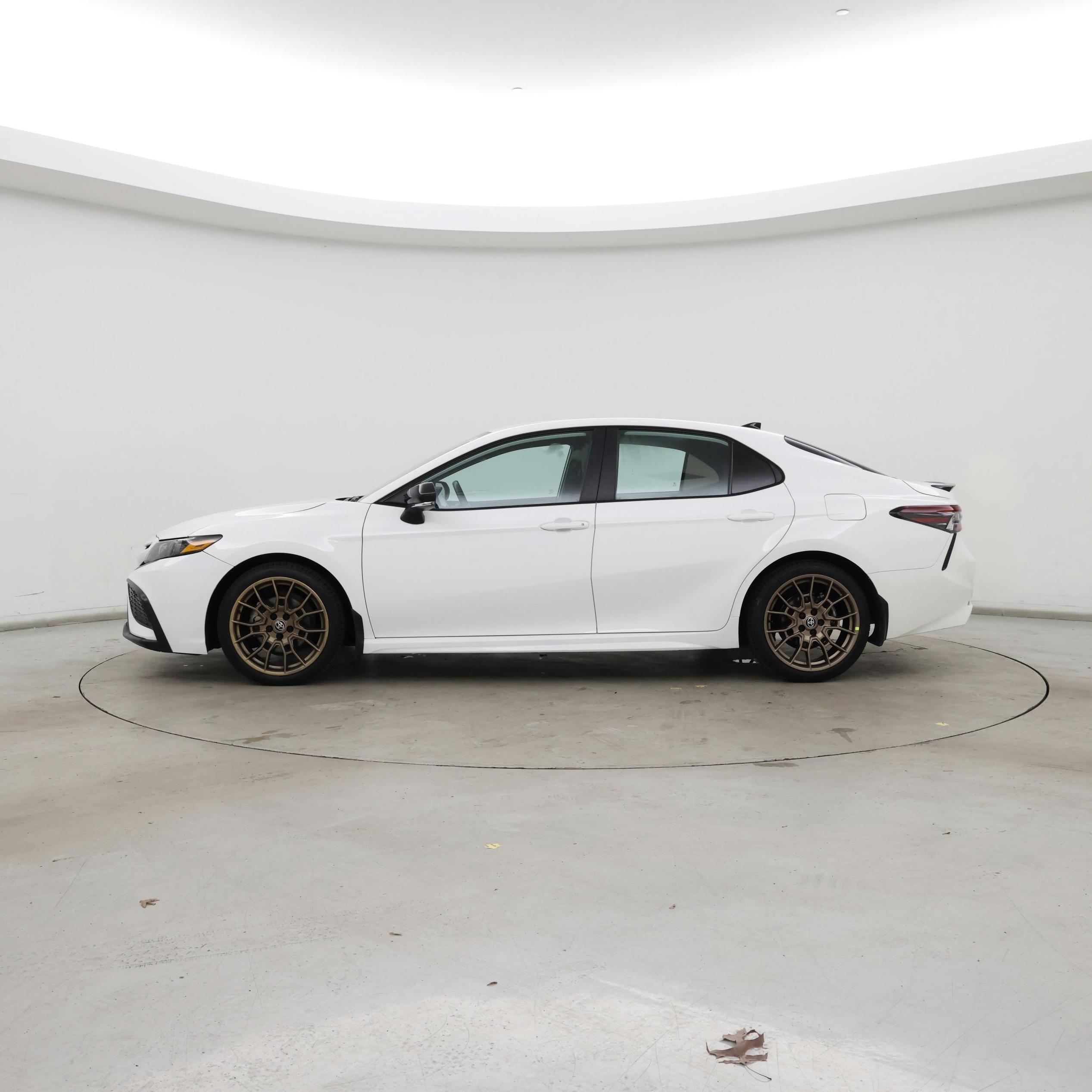 Thumbnail: 2023 Toyota Camry - 3