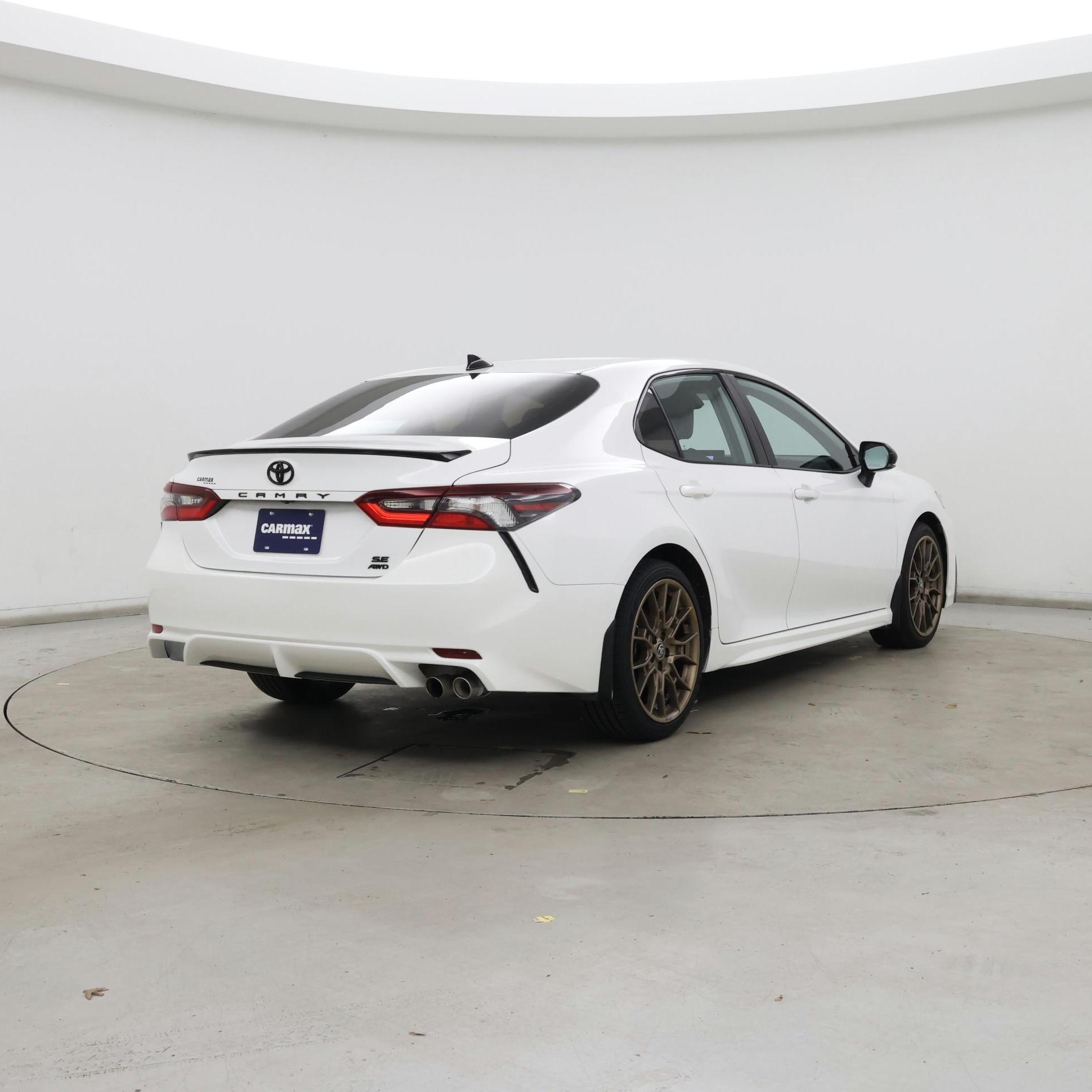 Thumbnail: 2023 Toyota Camry - 8