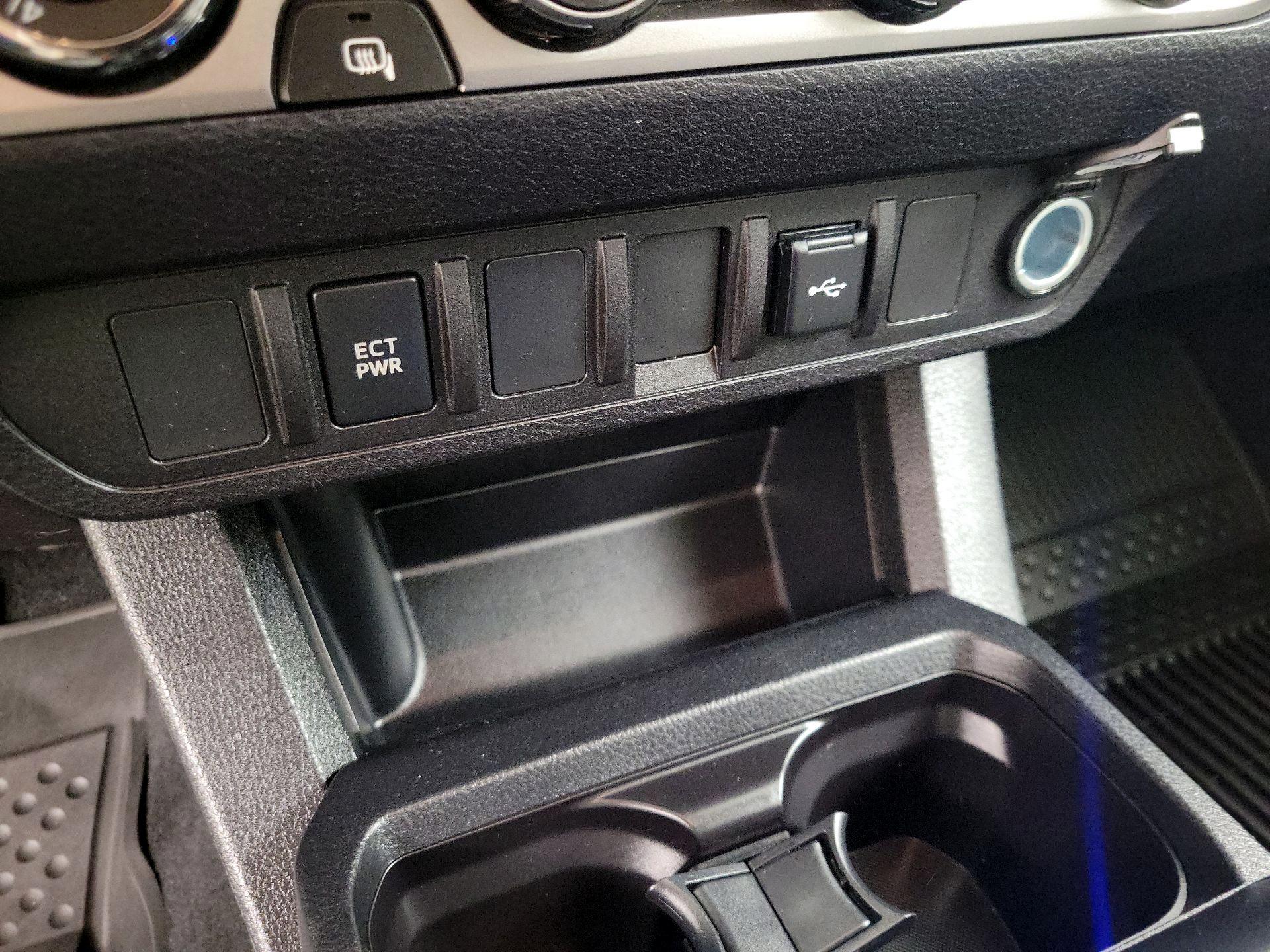 Thumbnail: 2023 Toyota Tacoma - 18