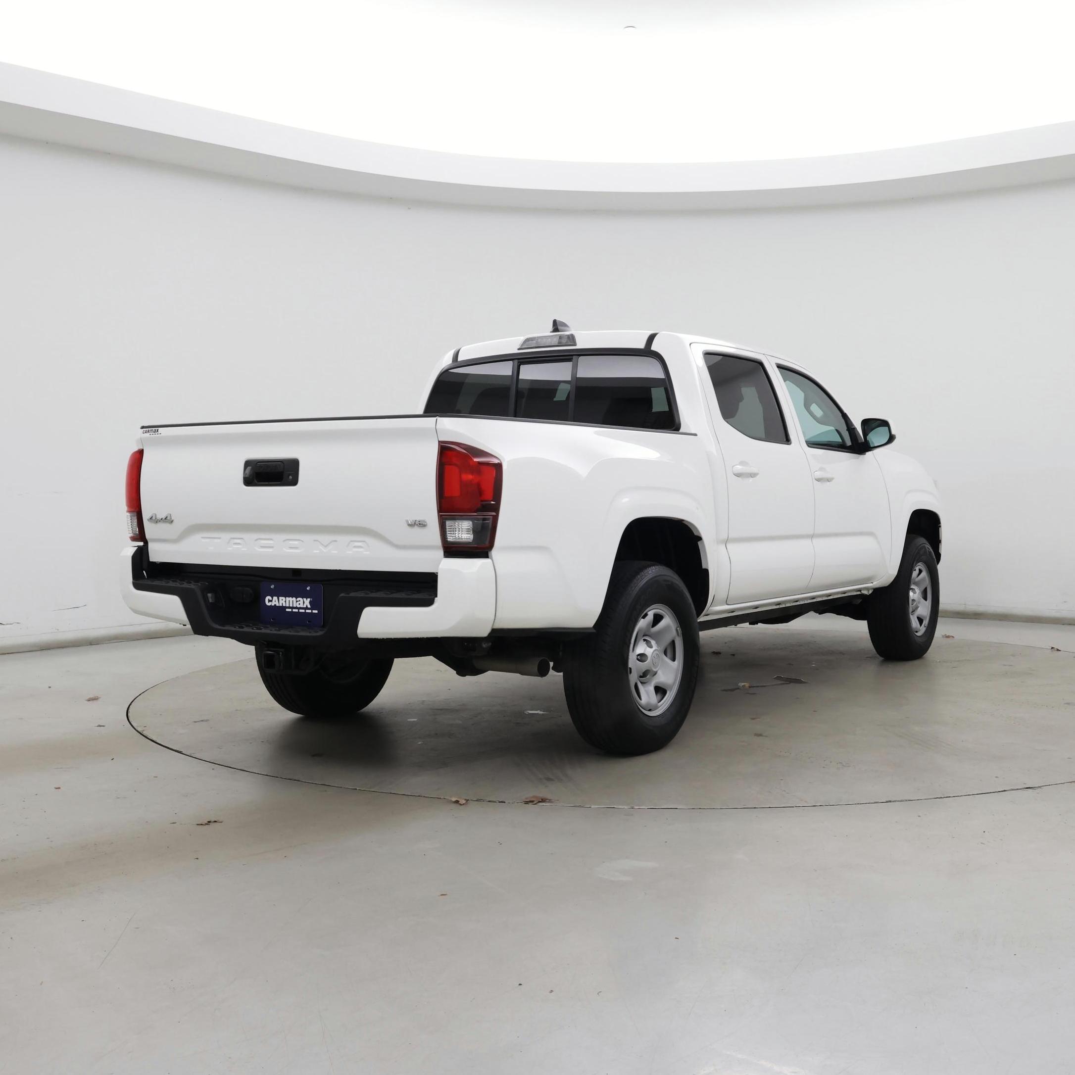 Thumbnail: 2023 Toyota Tacoma - 8