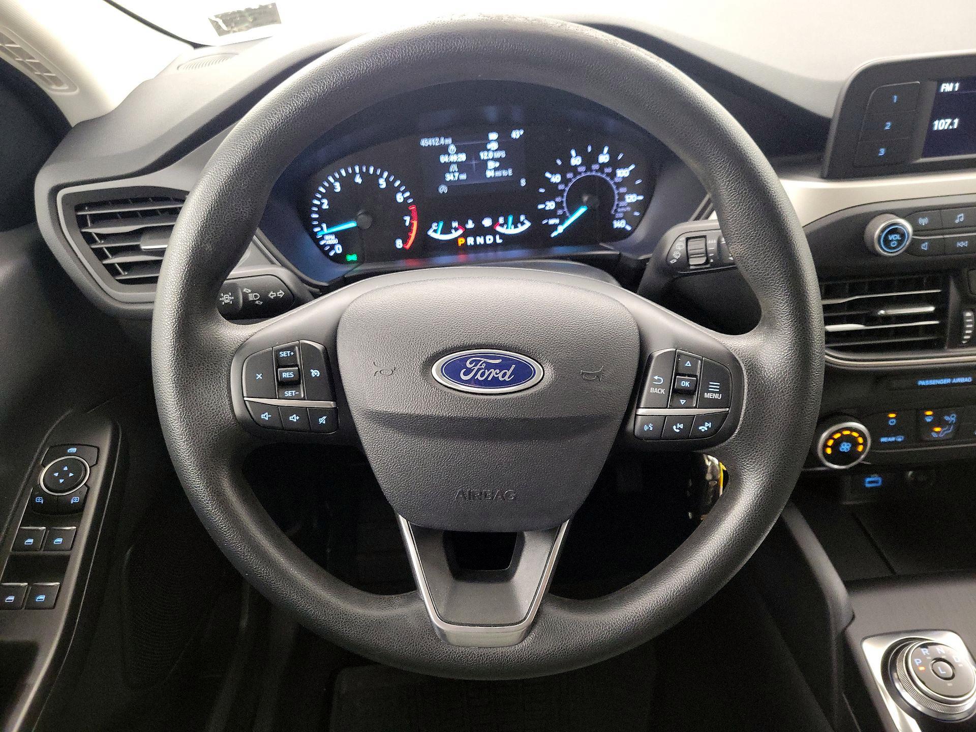 Thumbnail: 2021 Ford Escape - 10