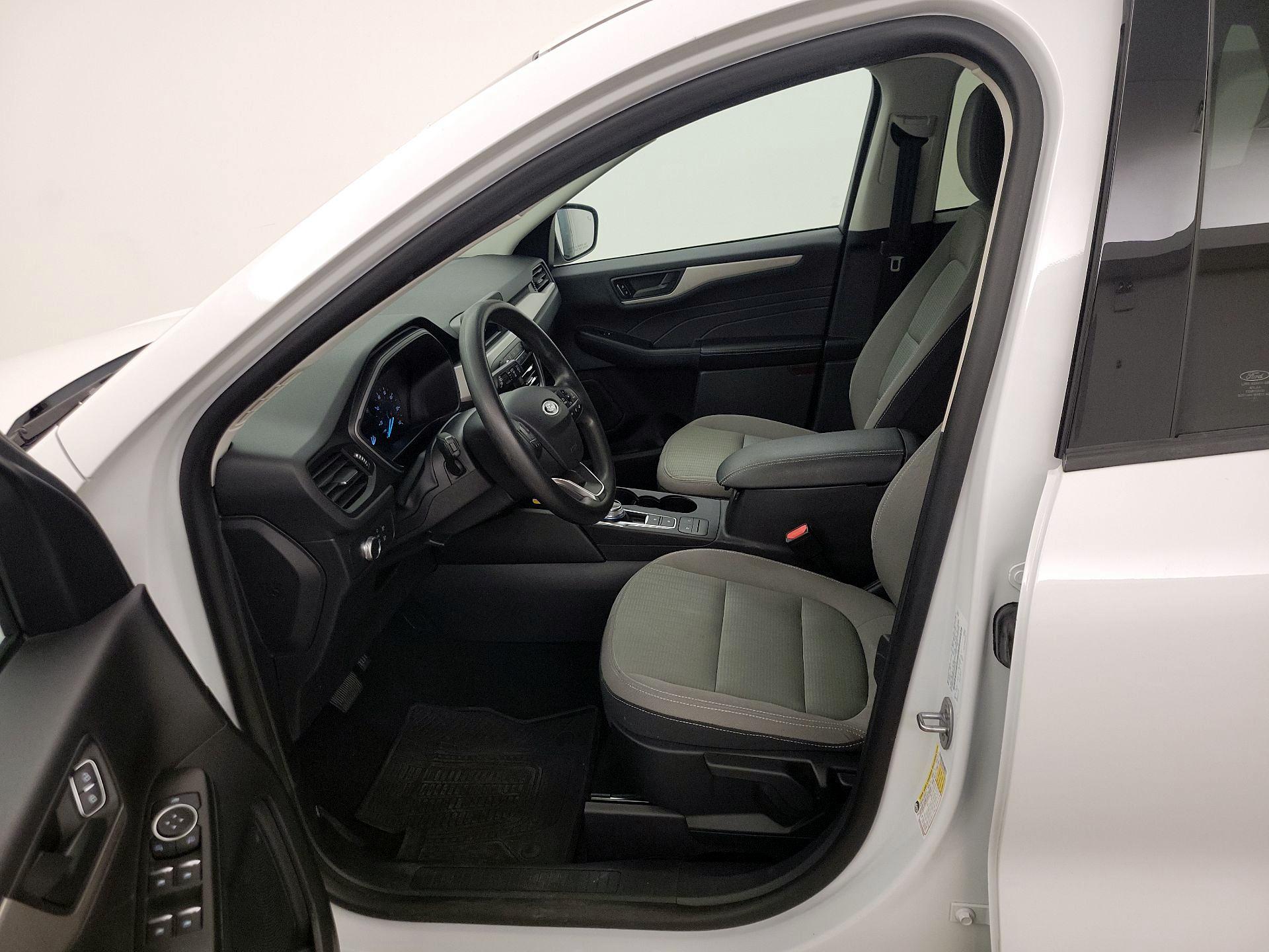 Thumbnail: 2021 Ford Escape - 11